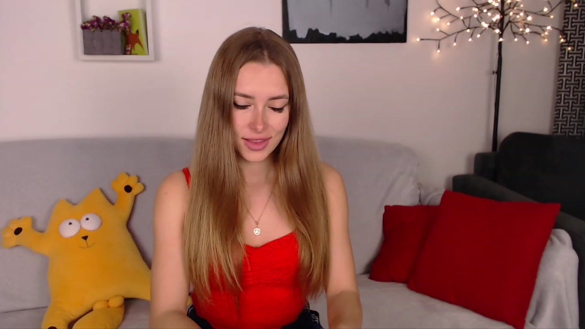 Gallery image thumbnail from SimonsWife's myfreecams stream on, 04/13/2023, 14:55 image 1 of 20