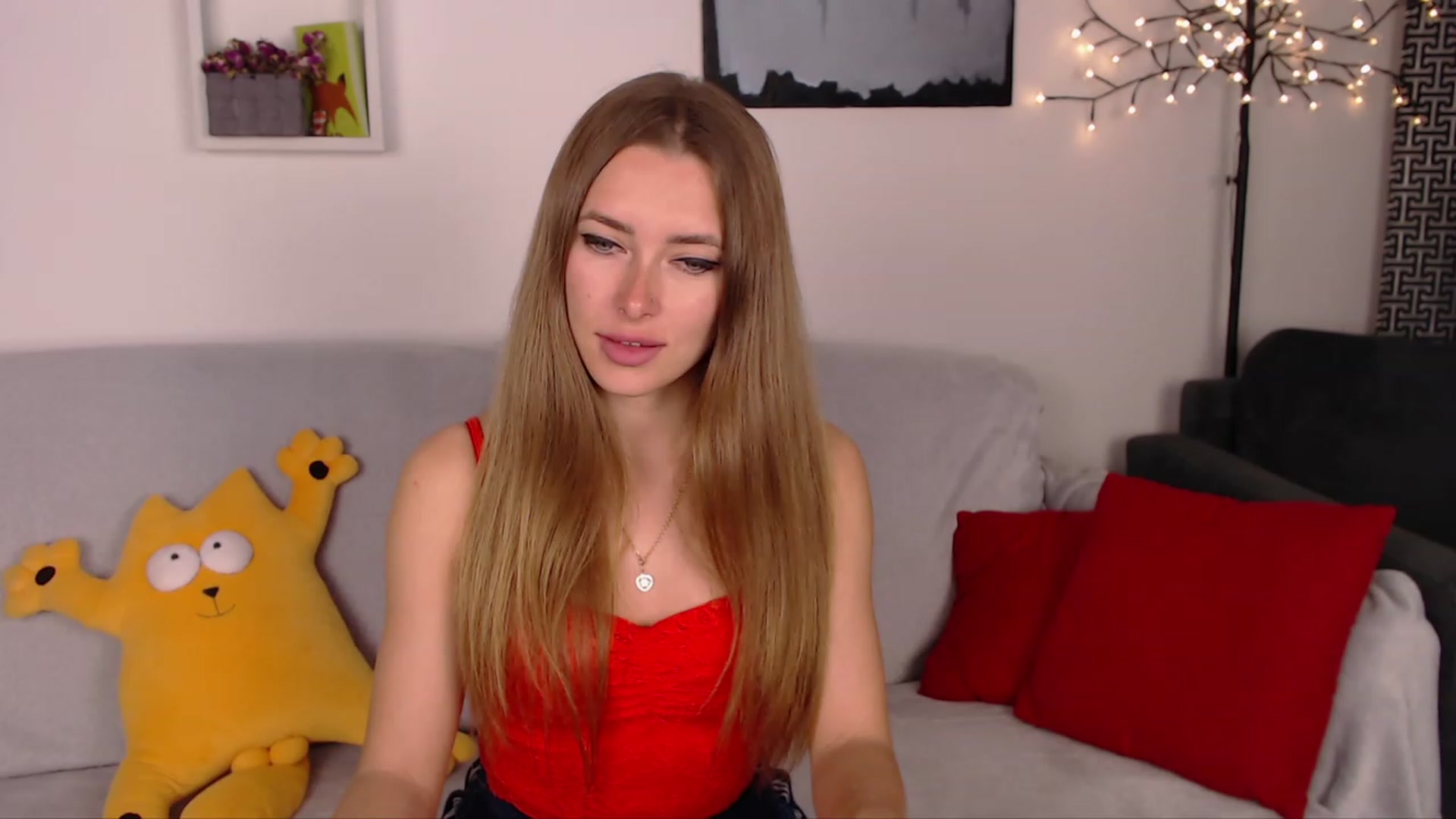 Gallery image thumbnail from SimonsWife's myfreecams stream on, 04/13/2023, 14:55 image 5 of 20