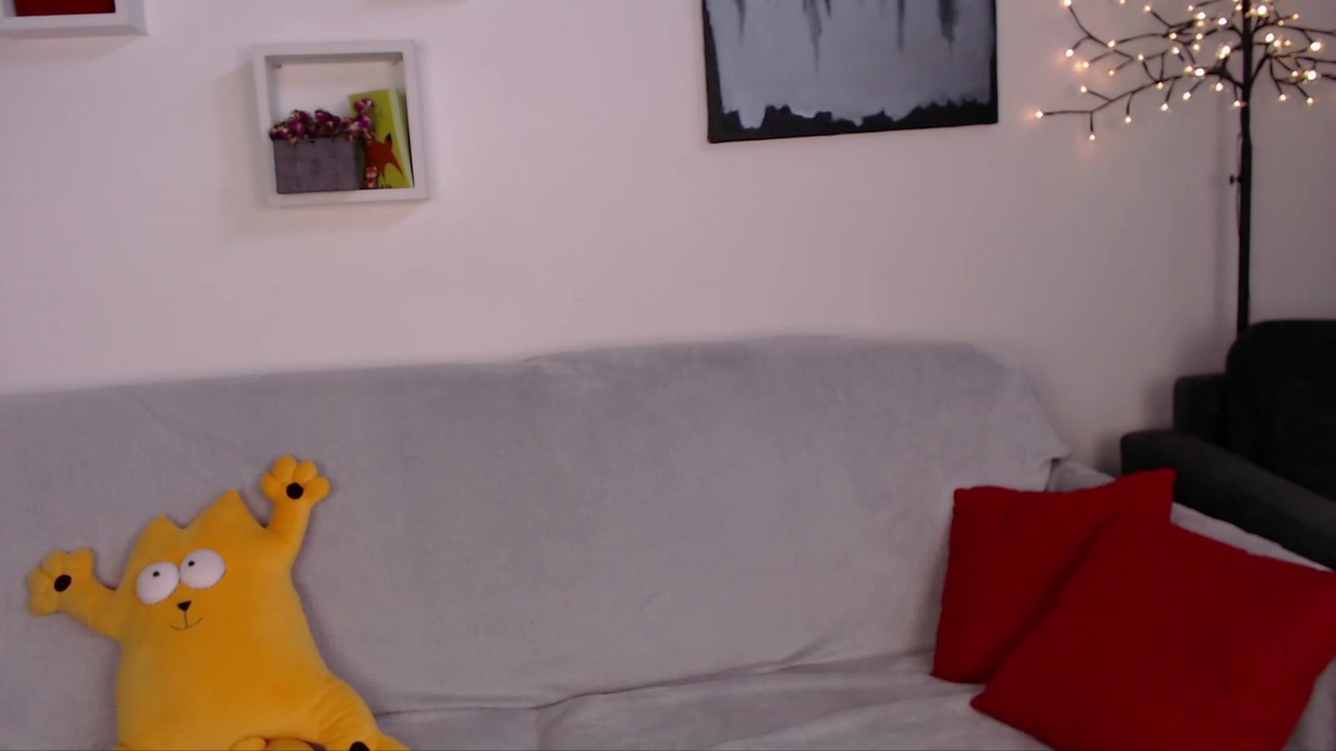 Gallery image thumbnail from SimonsWife's myfreecams stream on, 04/23/2023, 11:38 image 20 of 20