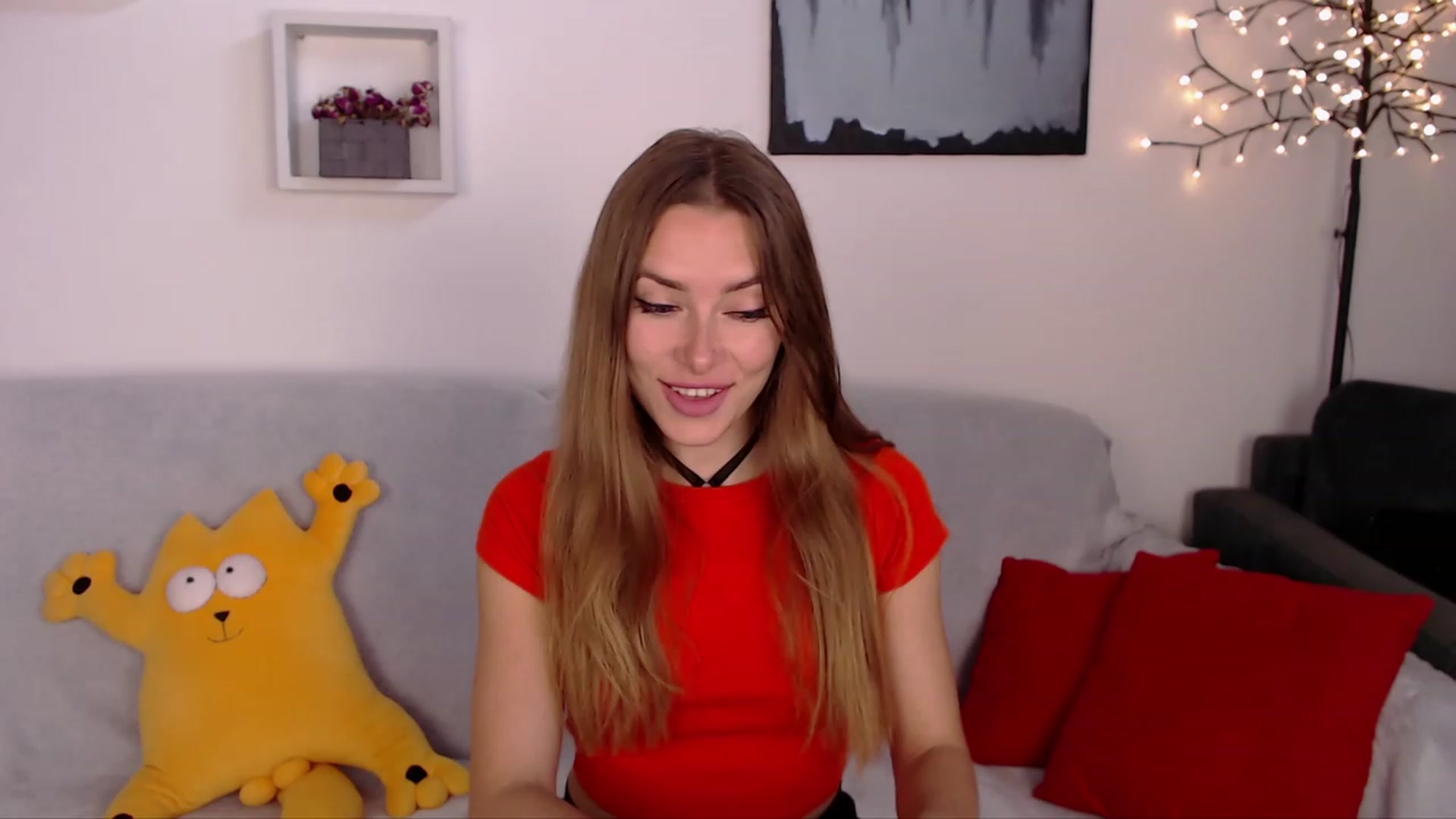 Gallery image thumbnail from SimonsWife's myfreecams stream on, 05/17/2023, 13:05 image 1 of 20