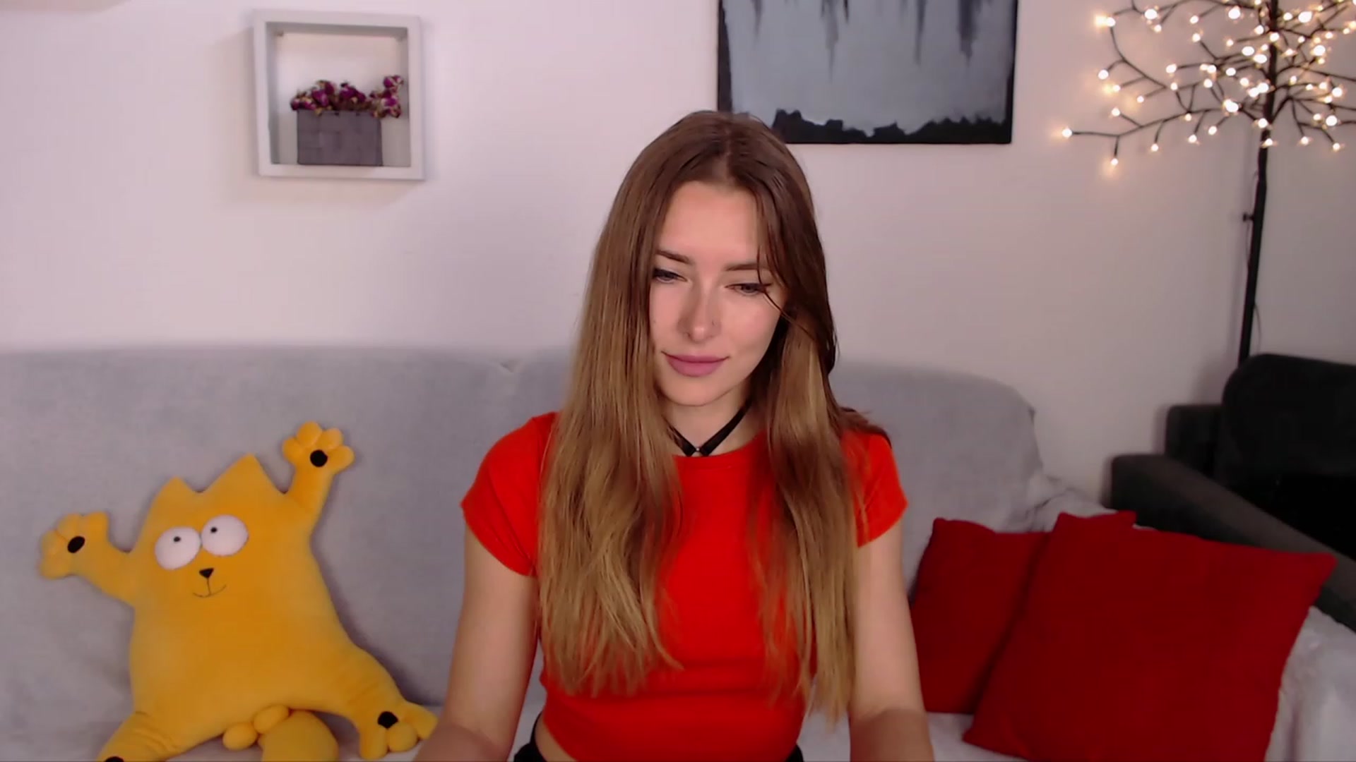Gallery image thumbnail from SimonsWife's myfreecams stream on, 05/17/2023, 13:05 image 6 of 20