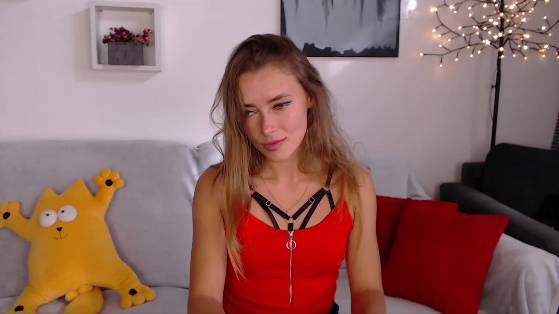 Gallery image thumbnail from SimonsWife's myfreecams stream on, 09/11/2023, 13:13 image 16 of 20