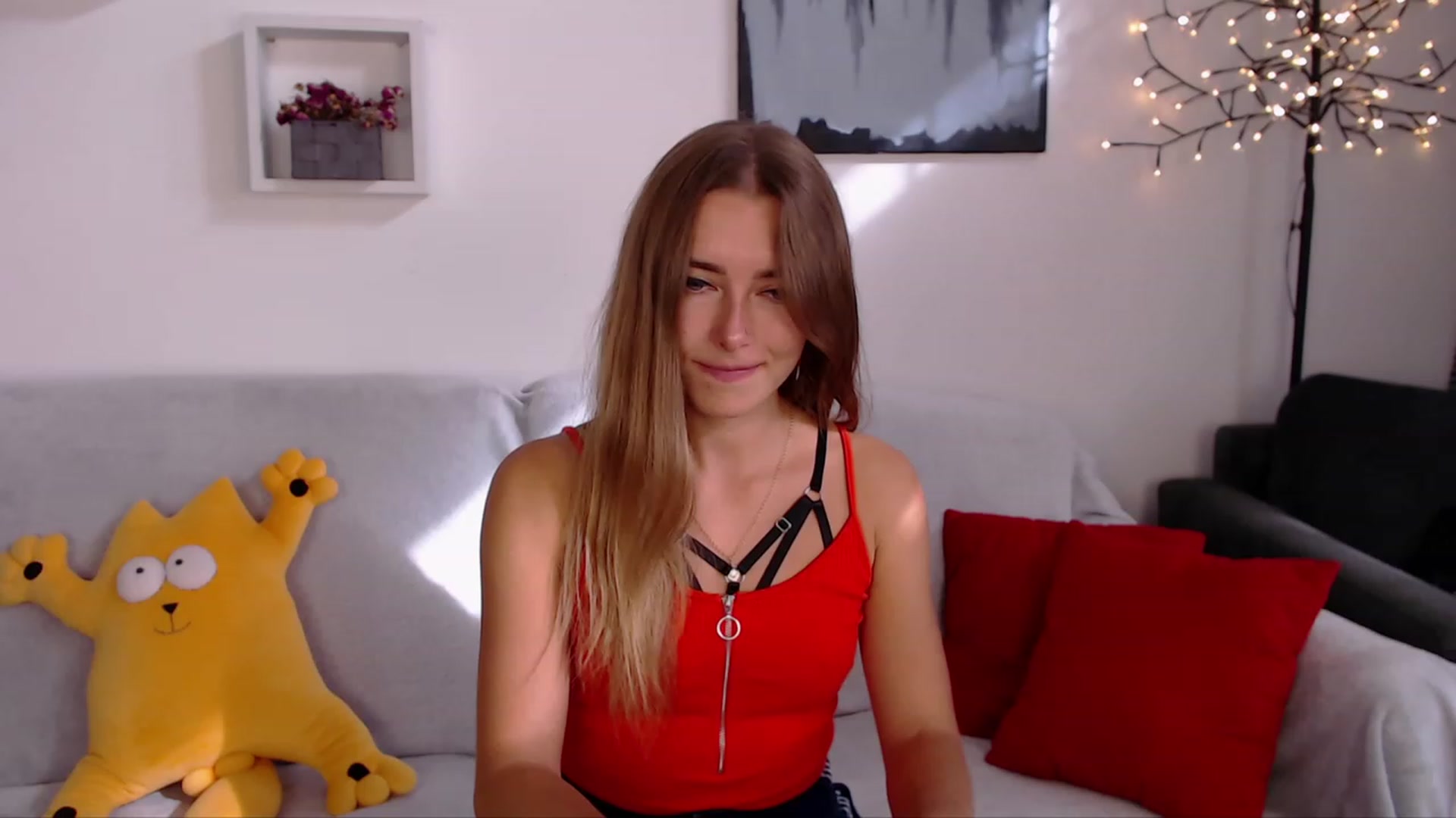 Gallery image thumbnail from SimonsWife's myfreecams stream on, 09/11/2023, 13:13 image 1 of 20