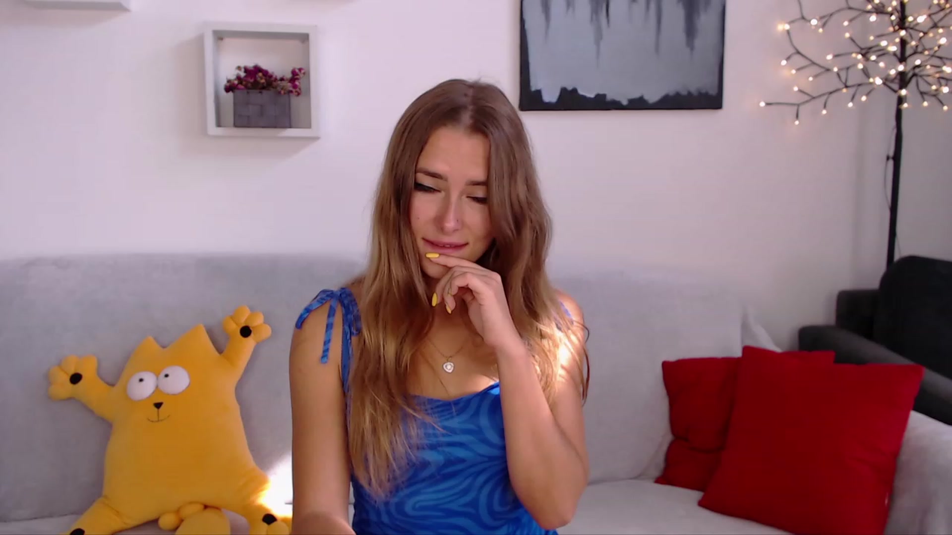 Gallery image thumbnail from SimonsWife's myfreecams stream on, 09/14/2023, 11:41 image 19 of 20