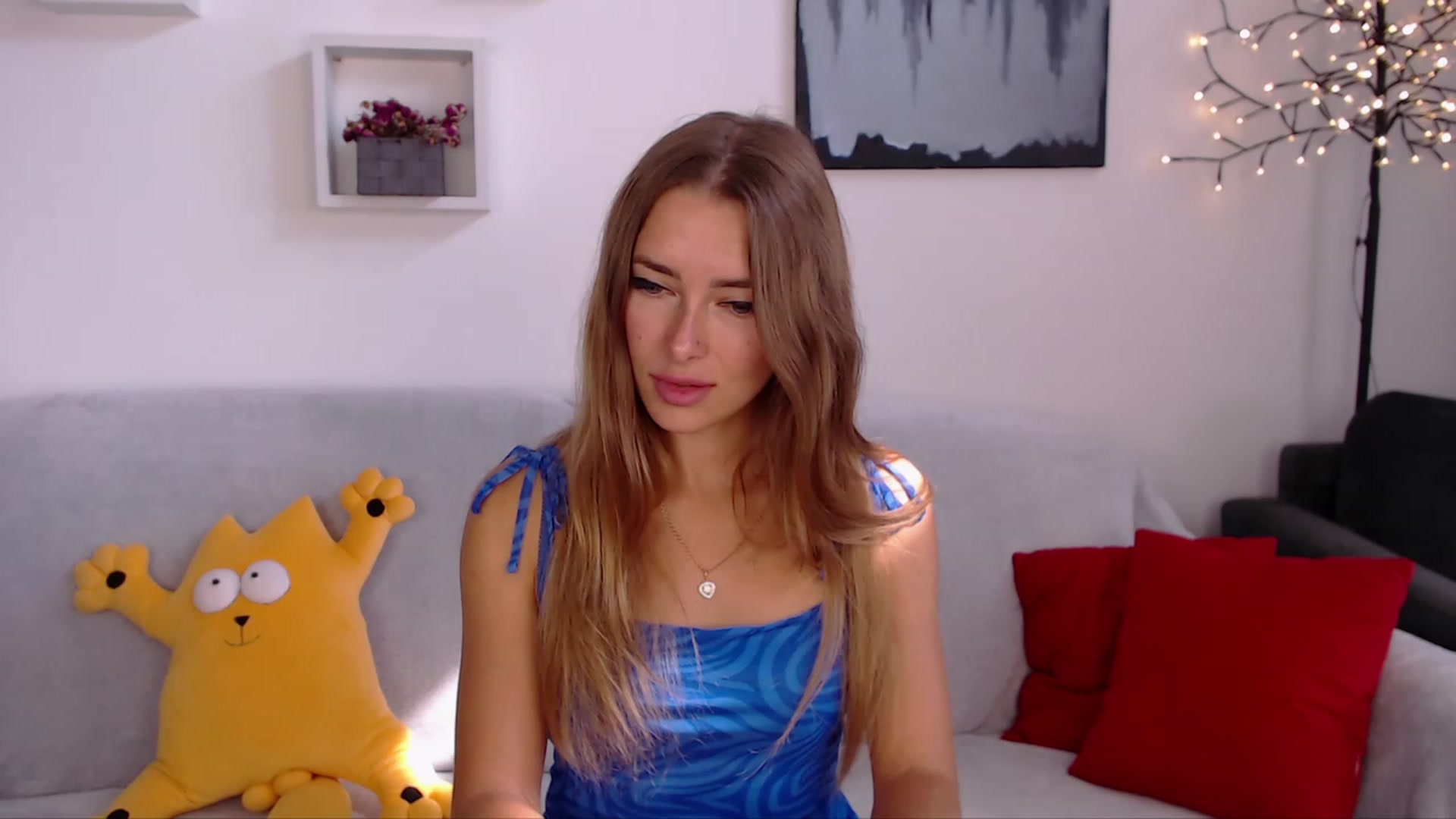 Gallery image thumbnail from SimonsWife's myfreecams stream on, 09/14/2023, 11:41 image 20 of 20
