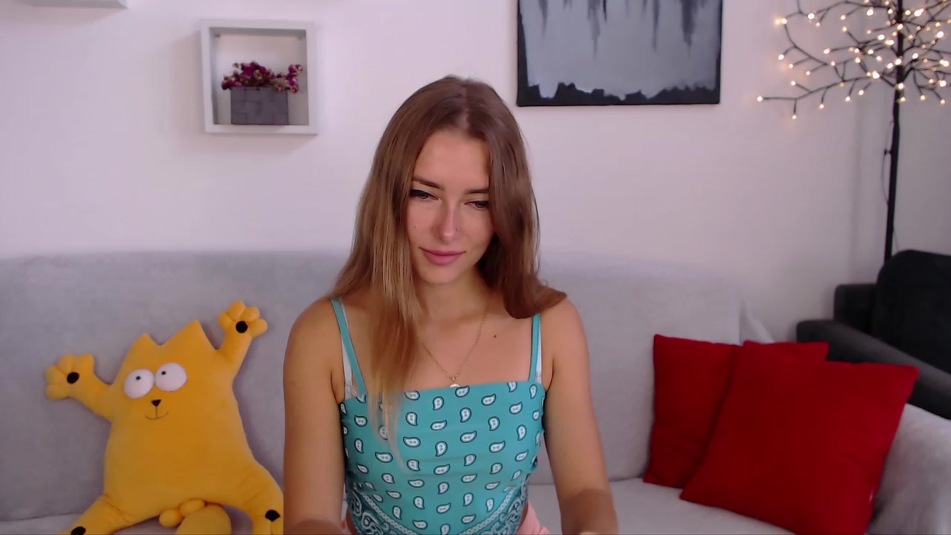 Gallery image thumbnail from SimonsWife's myfreecams stream on, 09/14/2023, 11:41 image 1 of 20