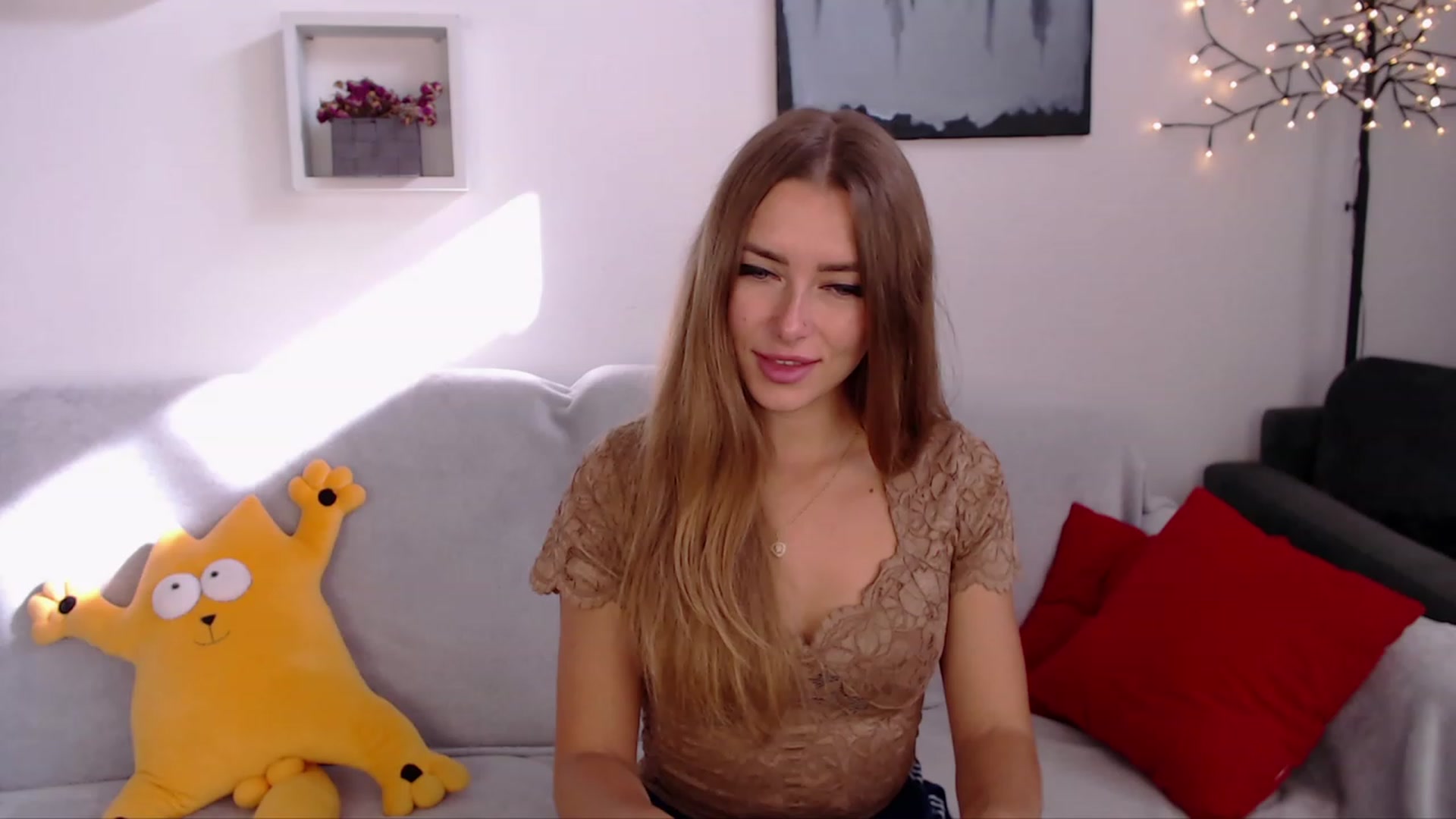 Gallery image thumbnail from SimonsWife's myfreecams stream on, 10/02/2023, 12:20 image 13 of 20