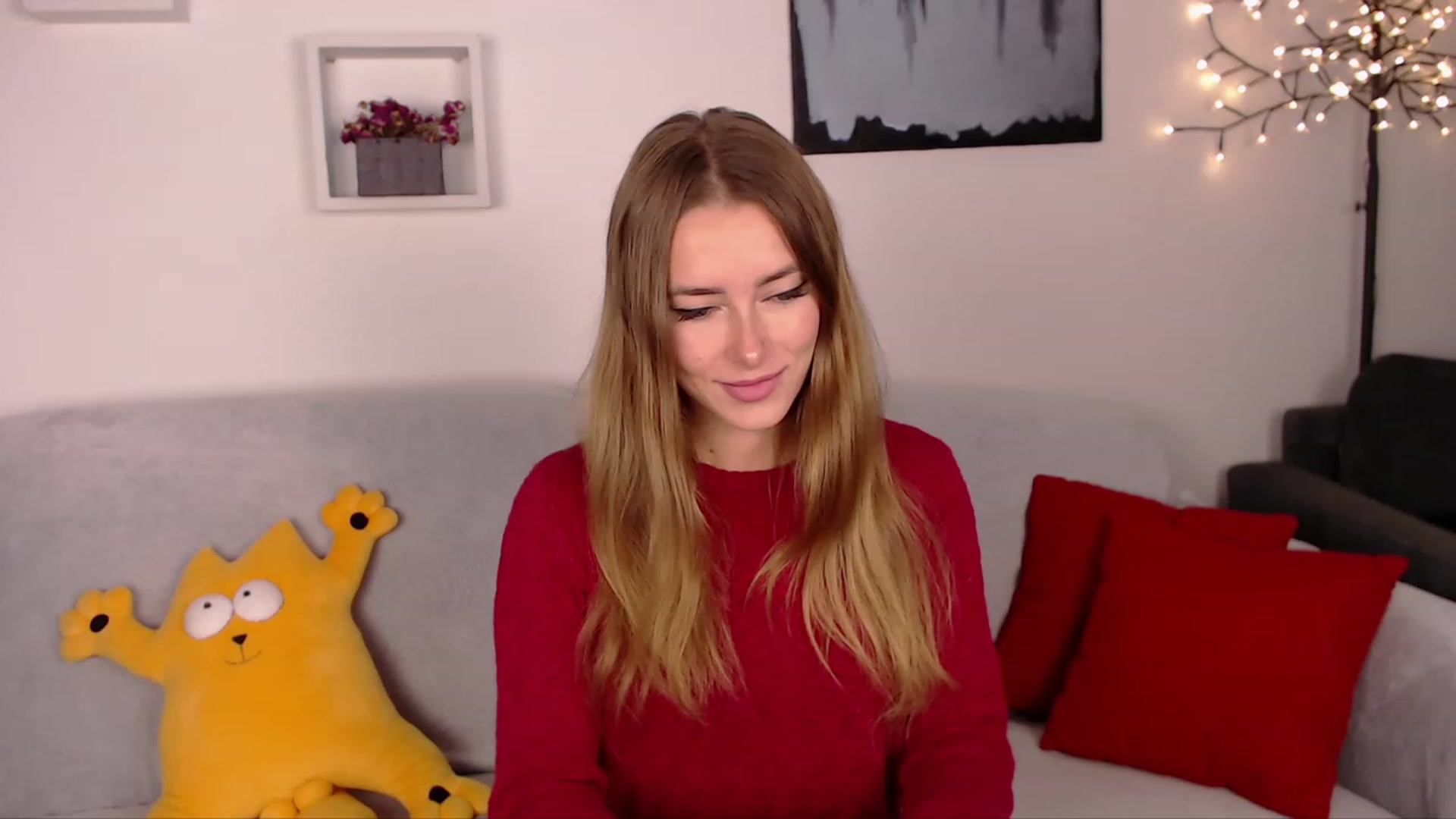 Gallery image thumbnail from SimonsWife's myfreecams stream on, 10/15/2023, 12:01 image 7 of 20
