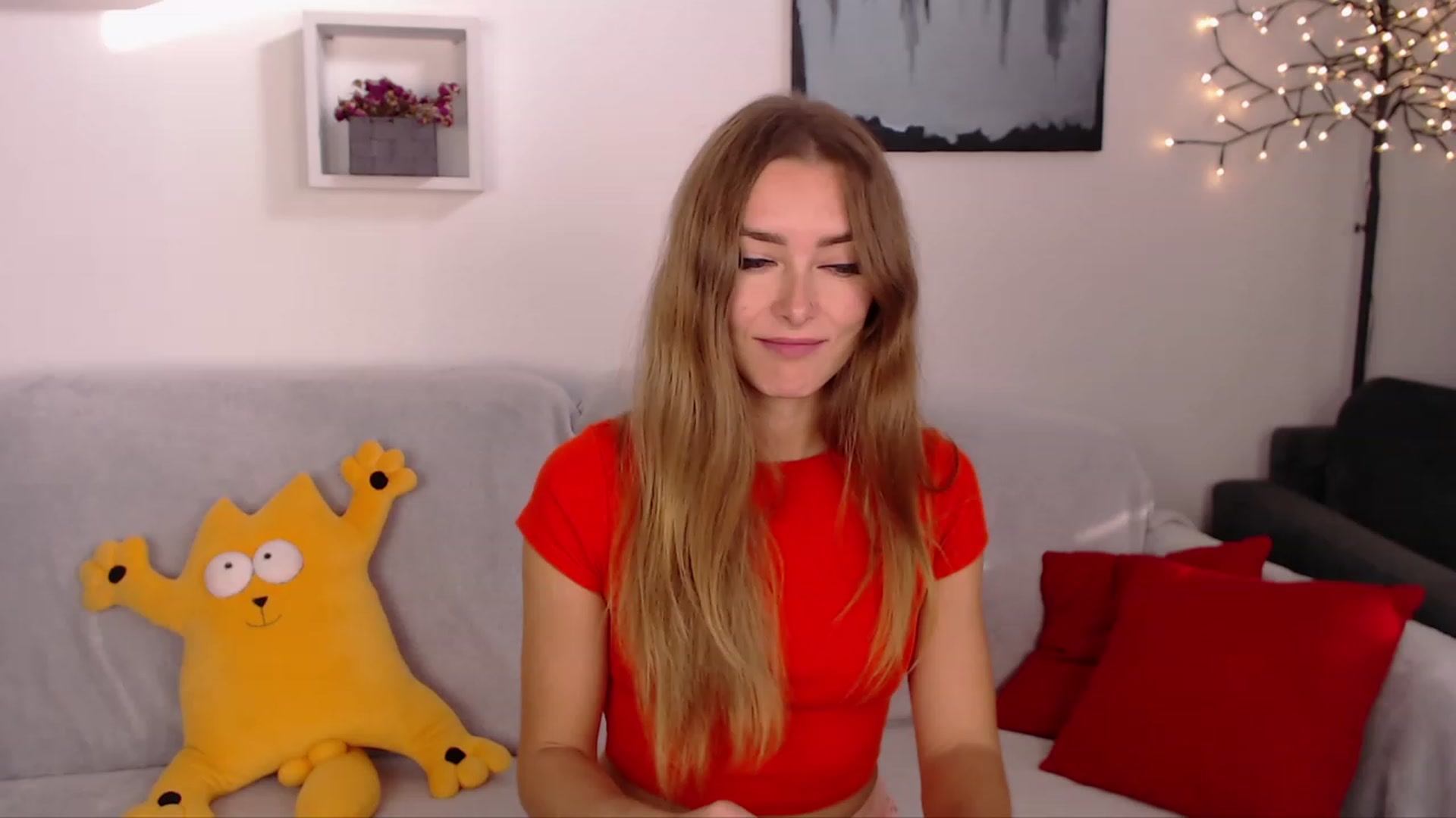 Gallery image thumbnail from SimonsWife's myfreecams stream on, 10/22/2023, 13:33 image 14 of 20