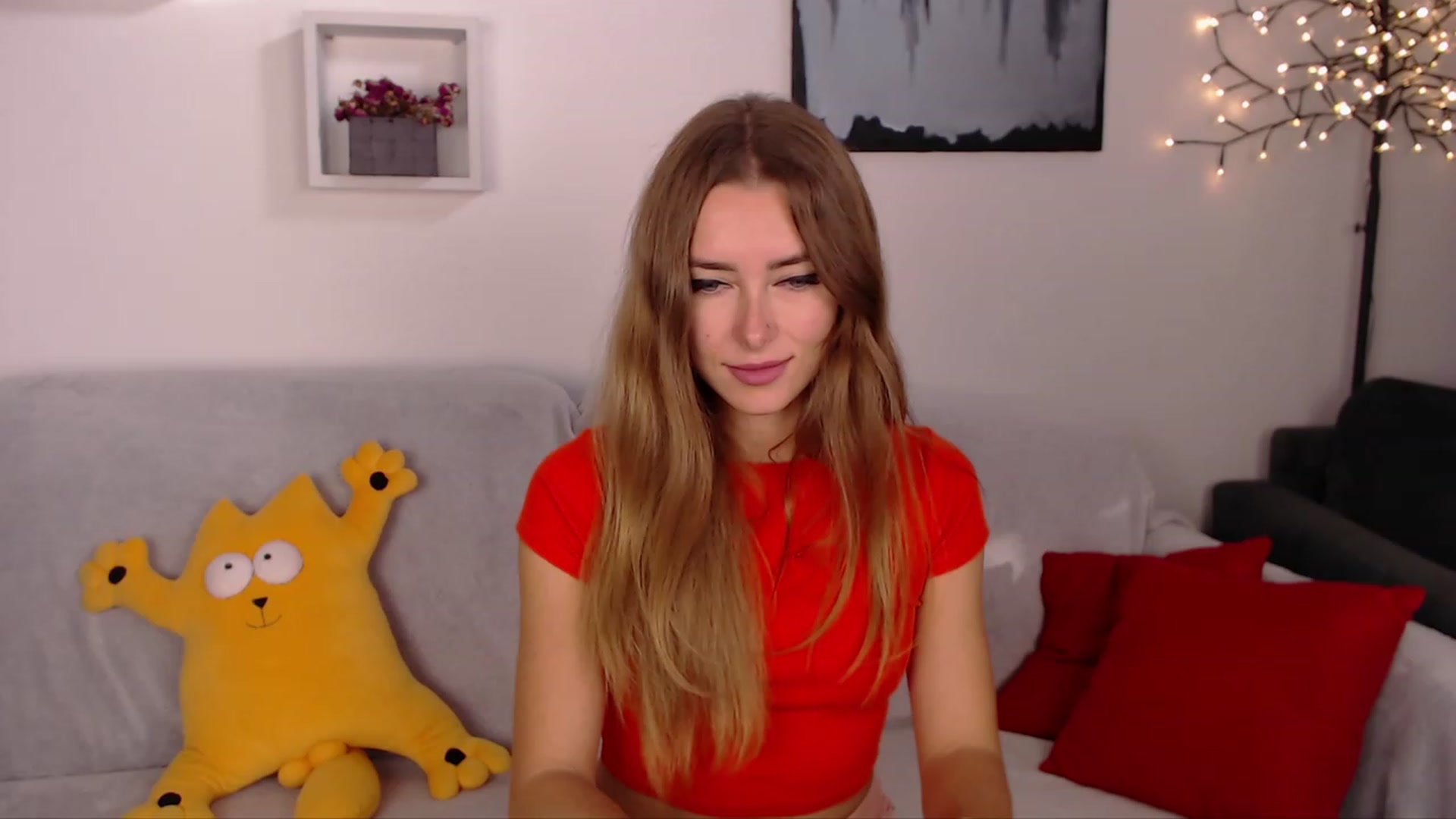 Gallery image thumbnail from SimonsWife's myfreecams stream on, 10/22/2023, 13:33 image 17 of 20