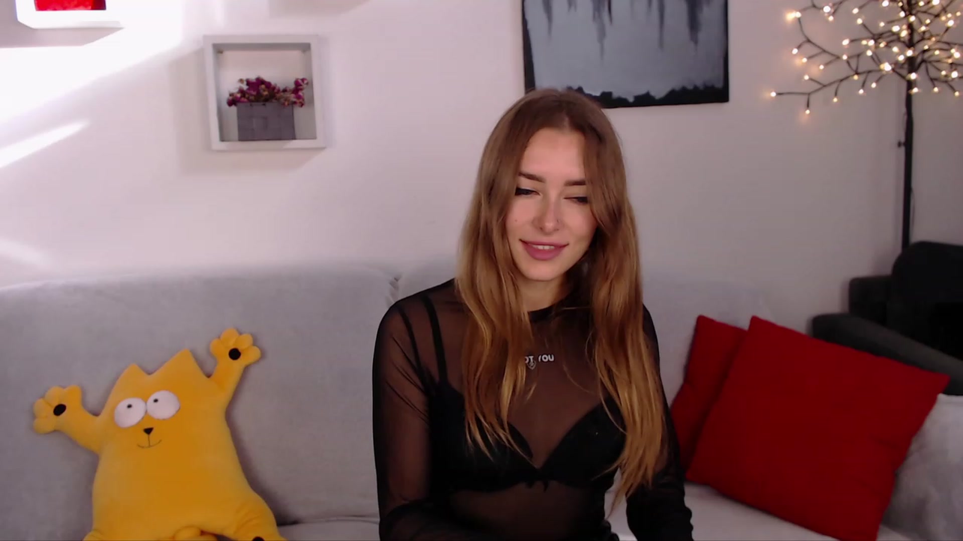Gallery image thumbnail from SimonsWife's myfreecams stream on, 10/23/2023, 12:56 image 14 of 20