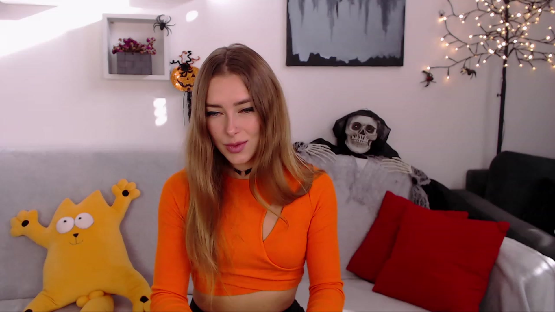 Gallery image thumbnail from SimonsWife's myfreecams stream on, 10/30/2023, 12:11 image 11 of 20