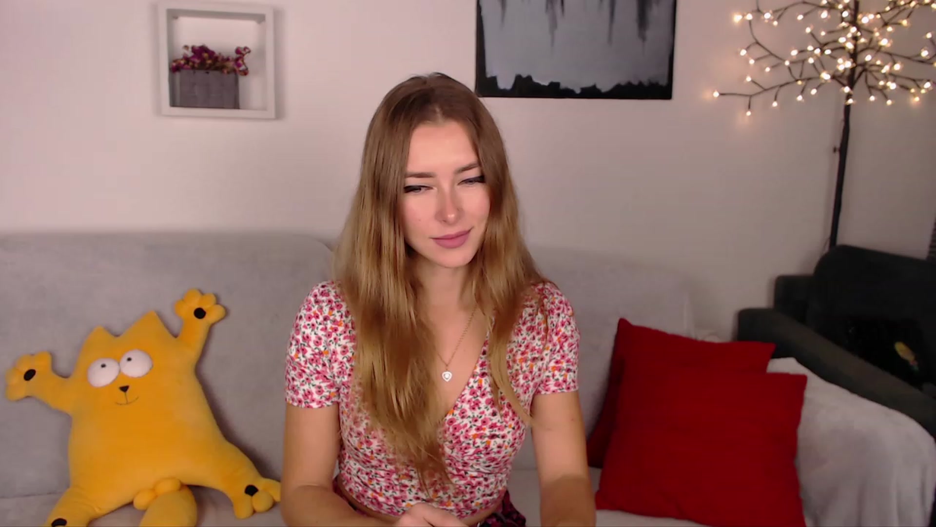 Gallery image thumbnail from SimonsWife's myfreecams stream on, 11/01/2023, 13:42 image 11 of 20