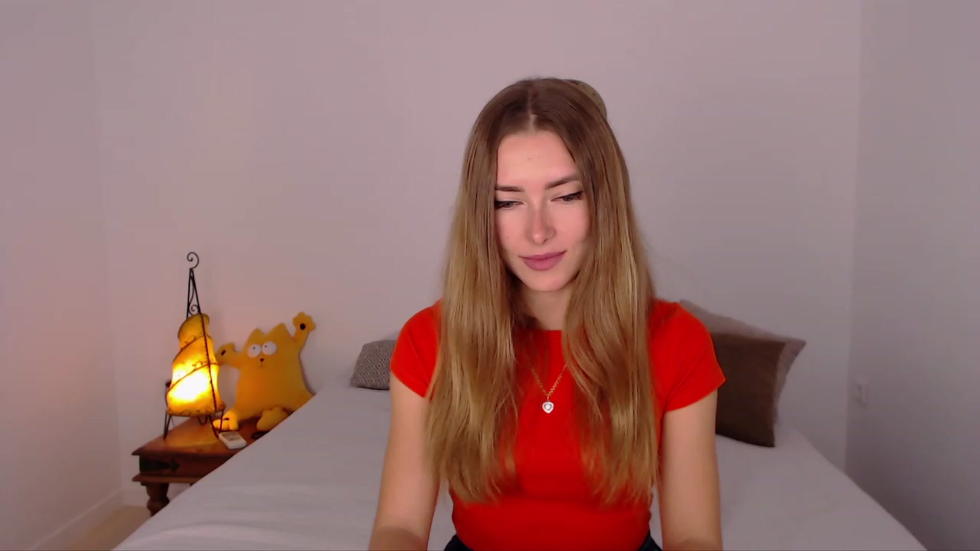 Gallery image thumbnail from SimonsWife's myfreecams stream on, 11/20/2023, 13:55 image 6 of 20