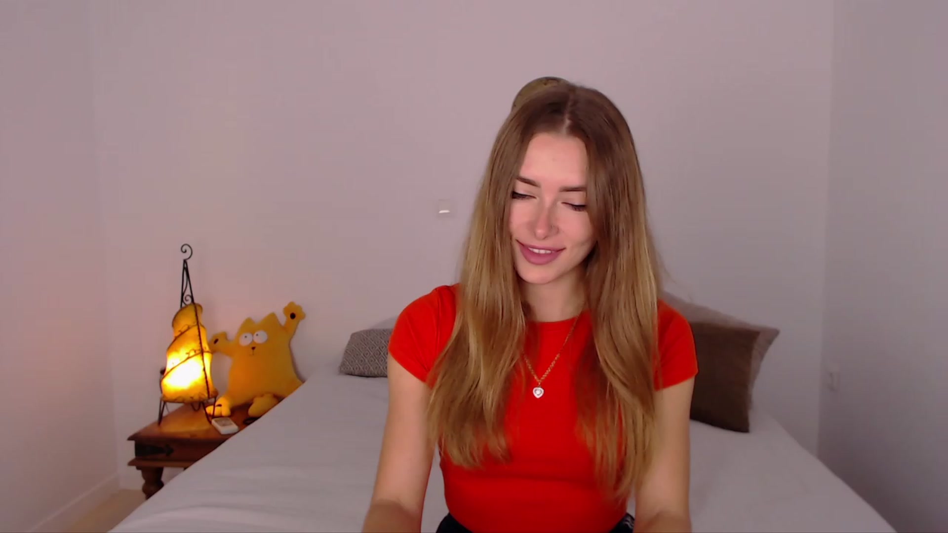 Gallery image thumbnail from SimonsWife's myfreecams stream on, 11/20/2023, 13:55 image 5 of 20