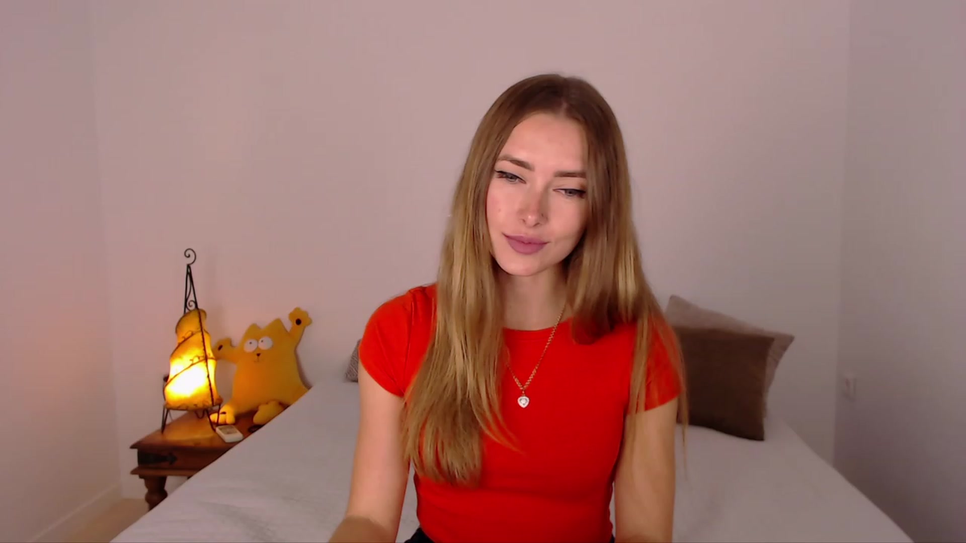 Gallery image thumbnail from SimonsWife's myfreecams stream on, 11/20/2023, 16:09 image 1 of 20