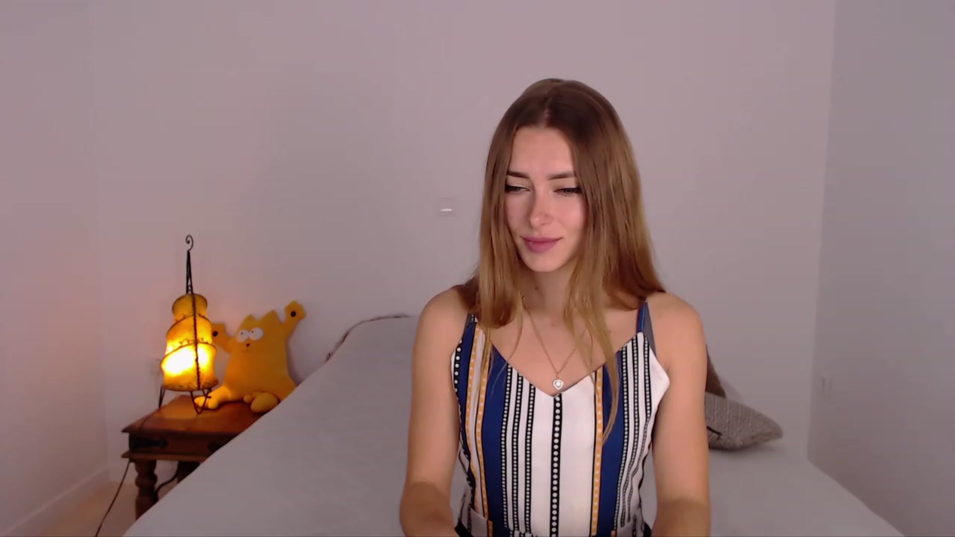 Gallery image thumbnail from SimonsWife's myfreecams stream on, 11/26/2023, 12:49 image 1 of 20