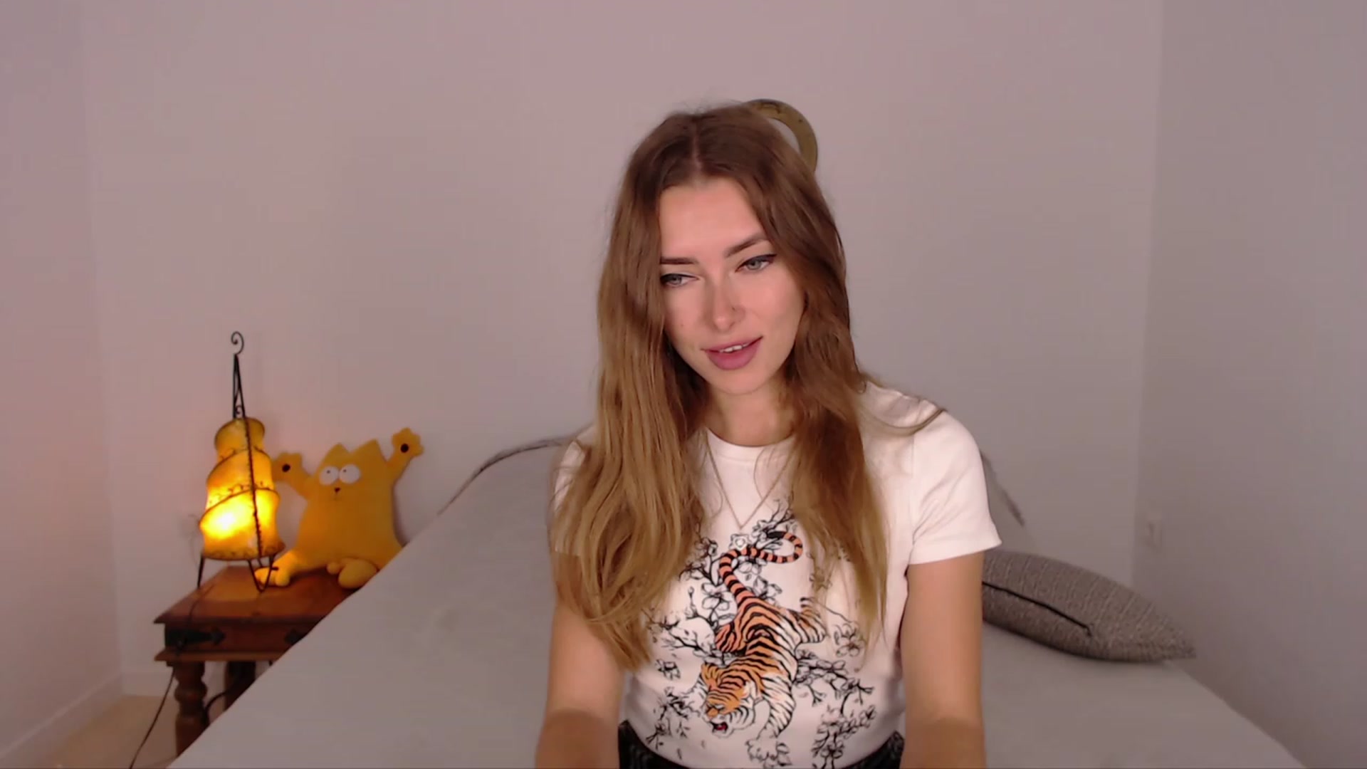 Gallery image thumbnail from SimonsWife's myfreecams stream on, 11/29/2023, 13:23 image 8 of 20