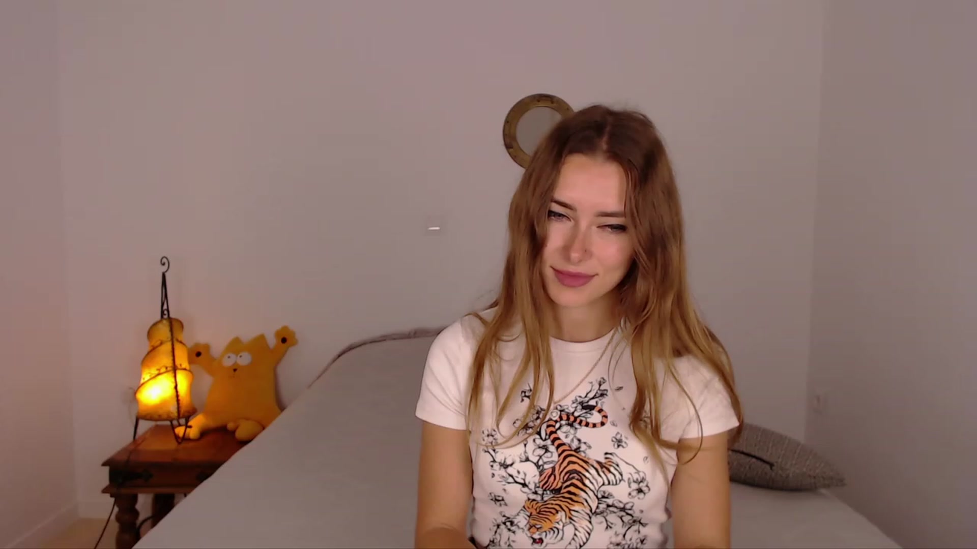 Gallery image thumbnail from SimonsWife's myfreecams stream on, 11/29/2023, 15:53 image 18 of 20