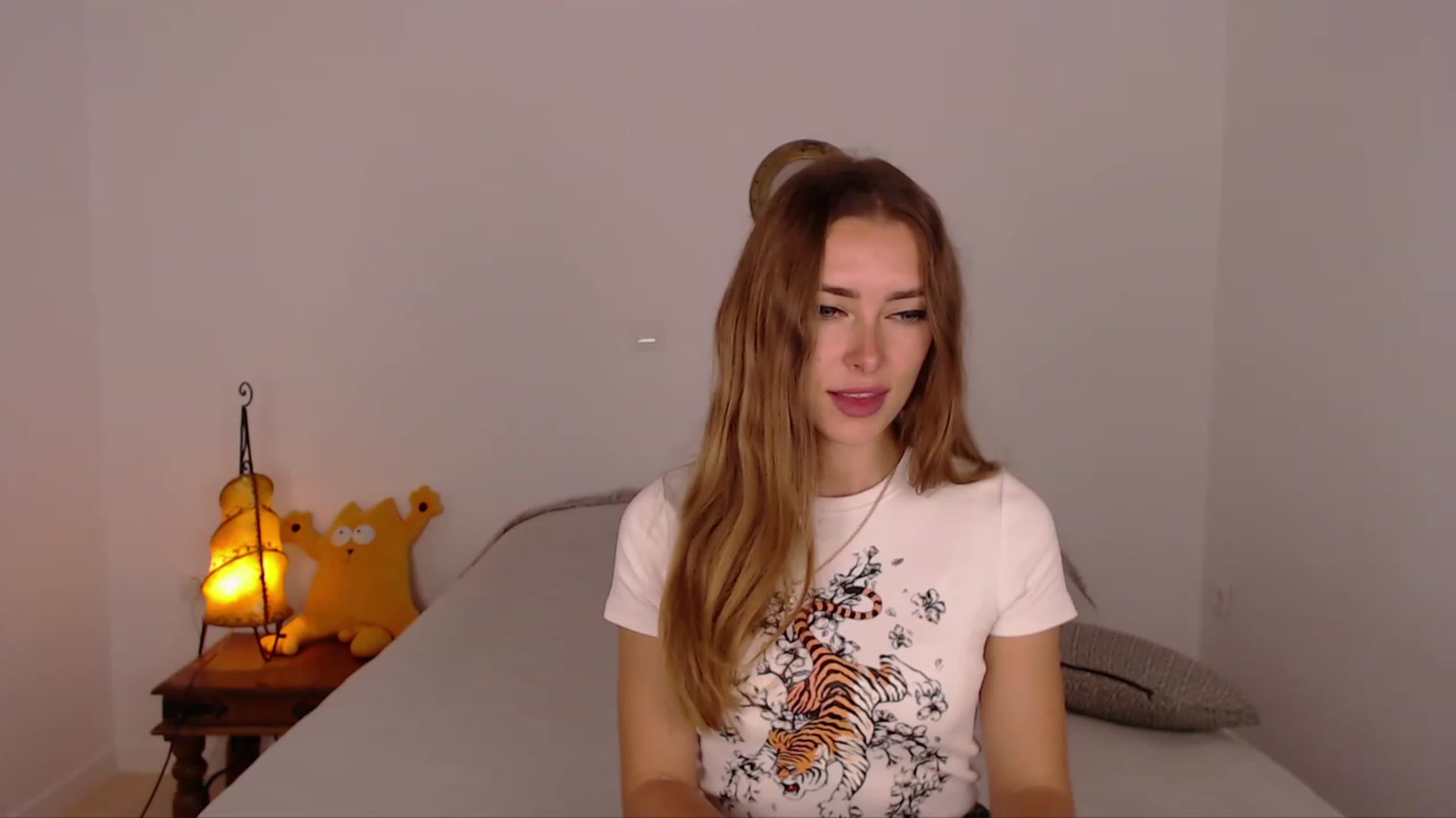 Gallery image thumbnail from SimonsWife's myfreecams stream on, 11/29/2023, 15:53 image 11 of 20