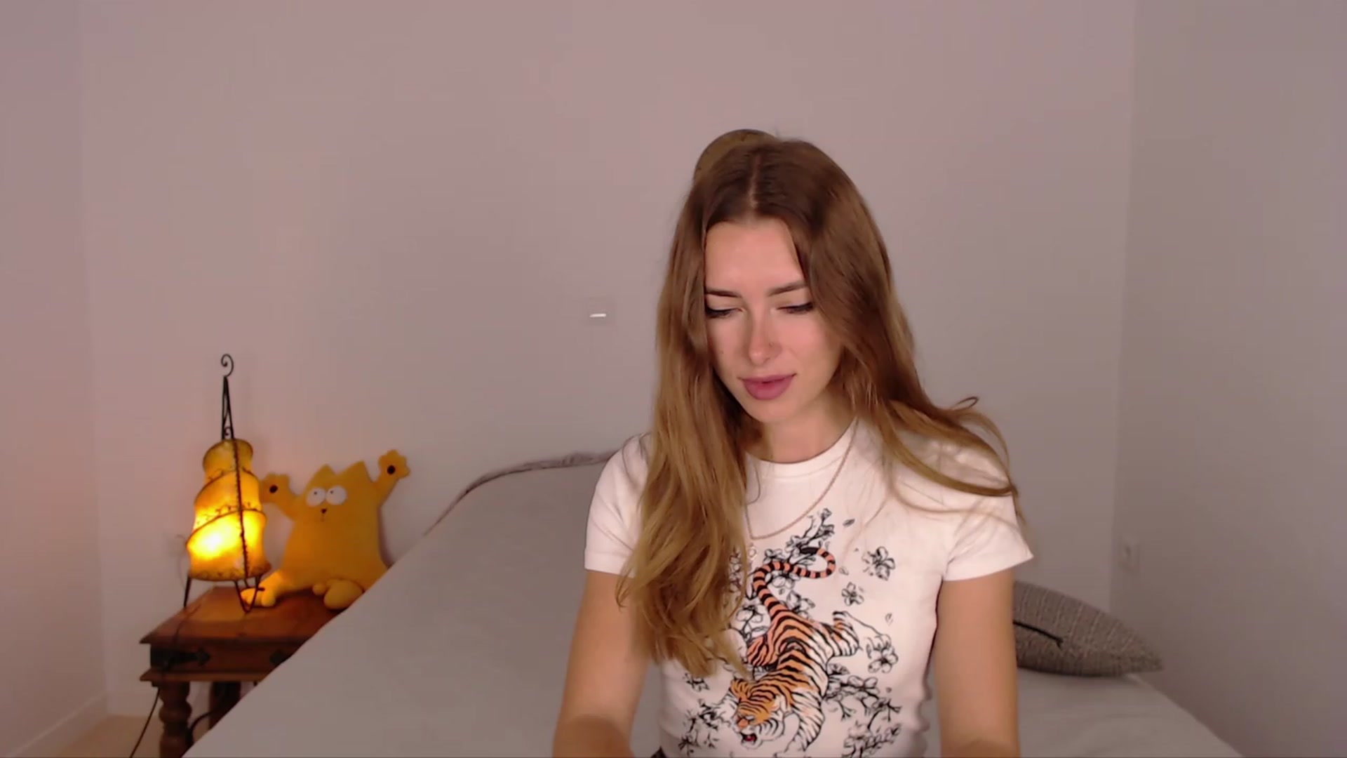 Gallery image thumbnail from SimonsWife's myfreecams stream on, 11/29/2023, 15:53 image 2 of 20
