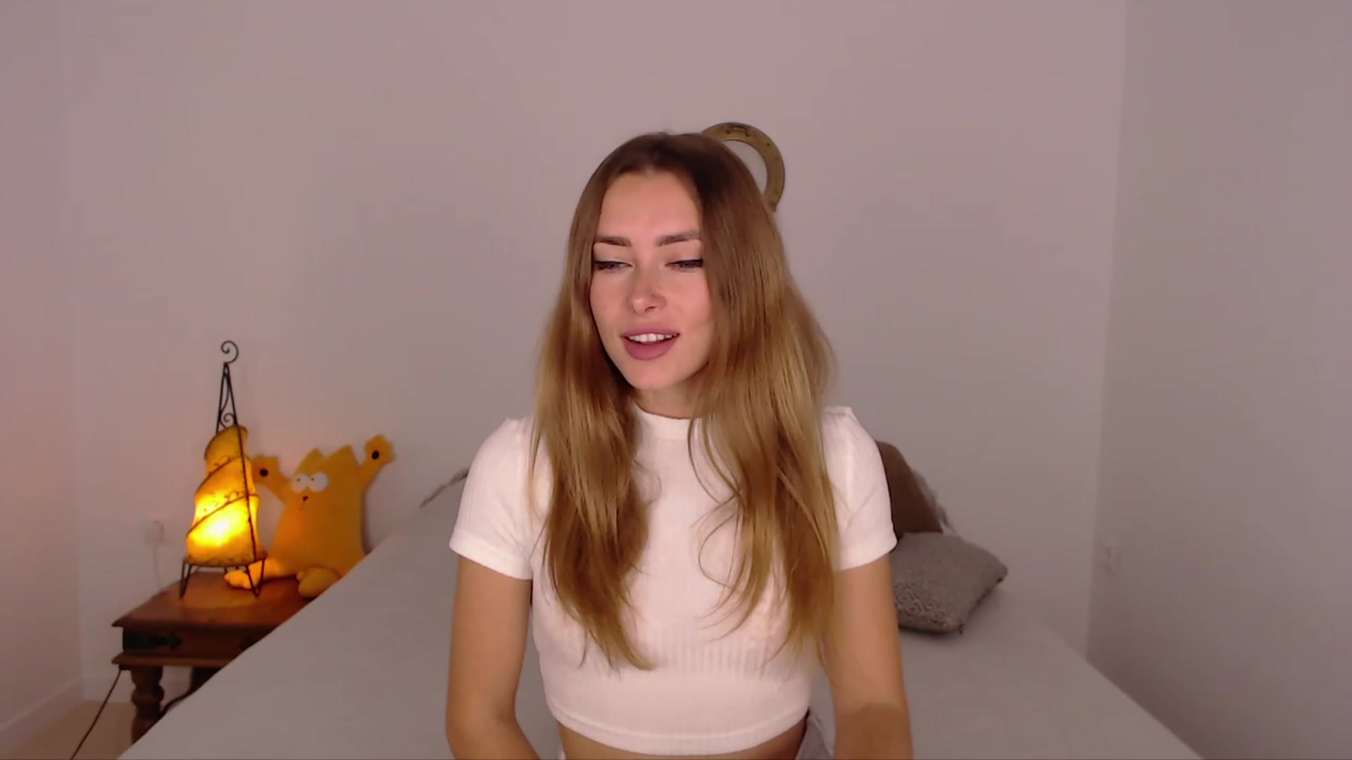 Gallery image thumbnail from SimonsWife's myfreecams stream on, 12/03/2023, 12:07 image 17 of 20
