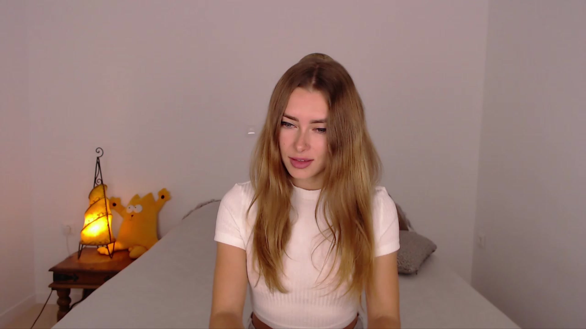 Gallery image thumbnail from SimonsWife's myfreecams stream on, 12/03/2023, 12:07 image 12 of 20