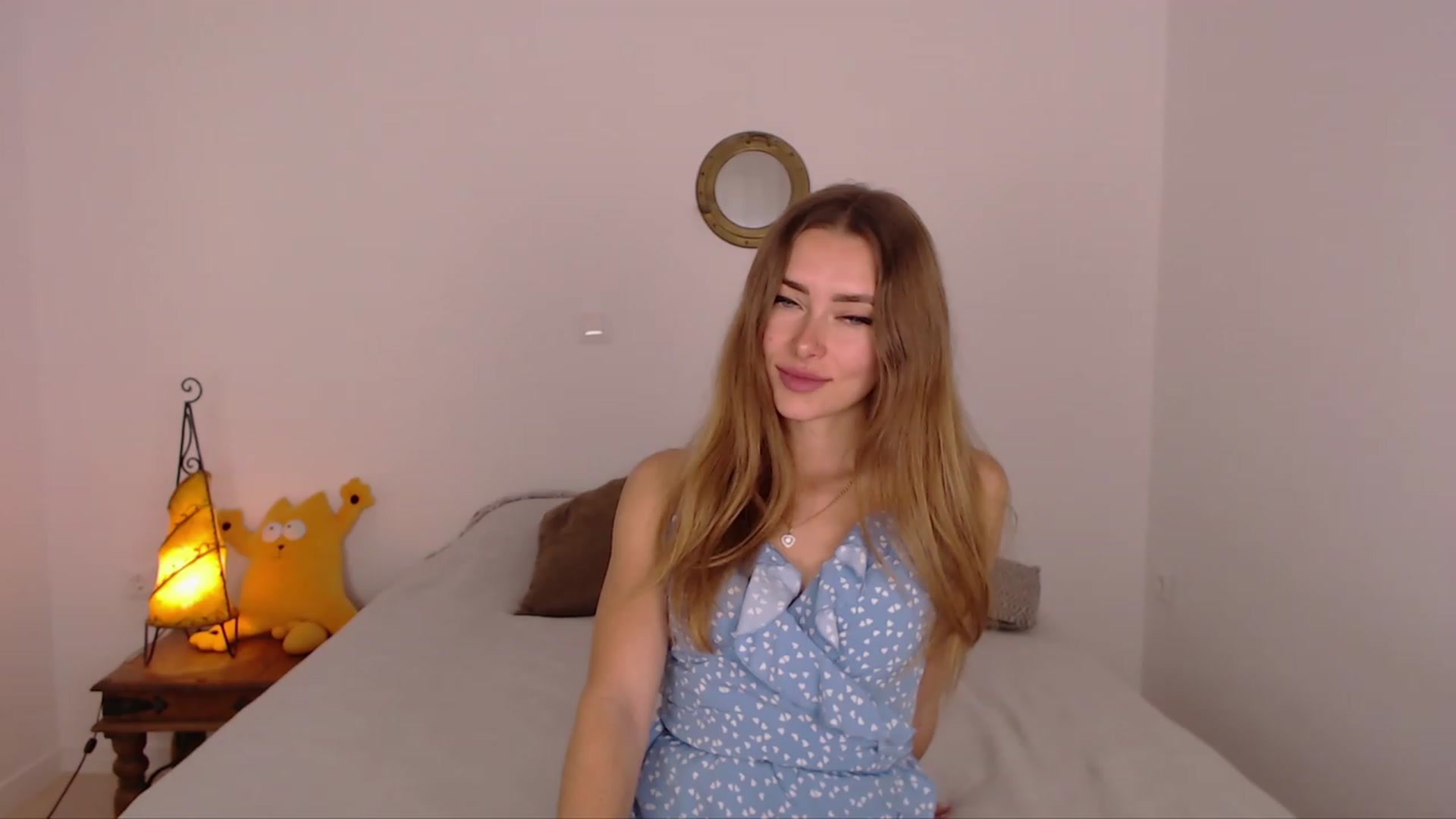 Gallery image thumbnail from SimonsWife's myfreecams stream on, 12/07/2023, 14:15 image 9 of 20