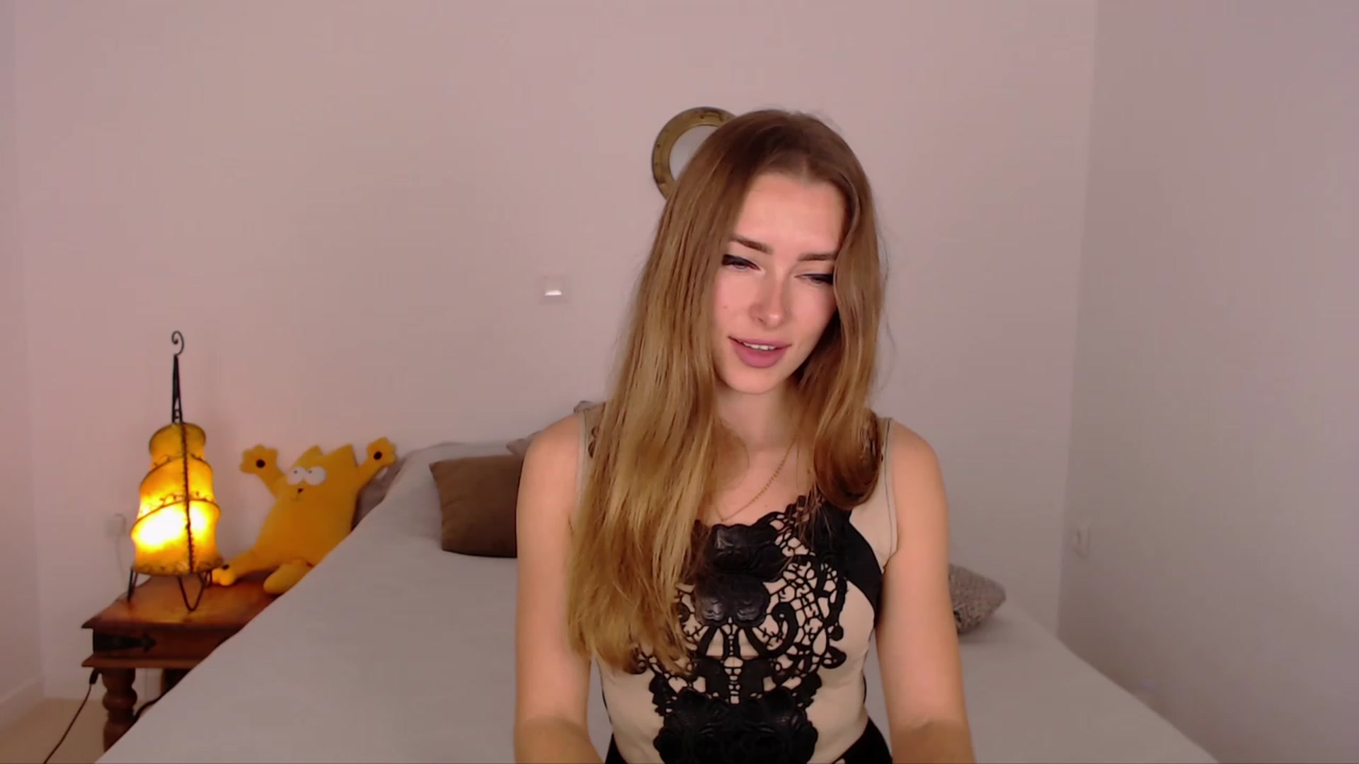 Gallery image thumbnail from SimonsWife's myfreecams stream on, 12/10/2023, 13:43 image 15 of 20