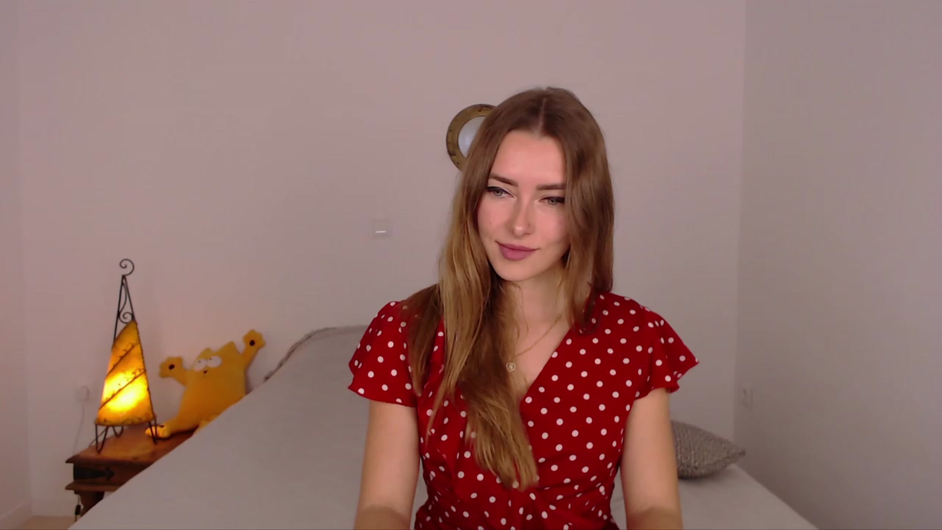 Gallery image thumbnail from SimonsWife's myfreecams stream on, 01/10/2024, 13:47 image 14 of 20