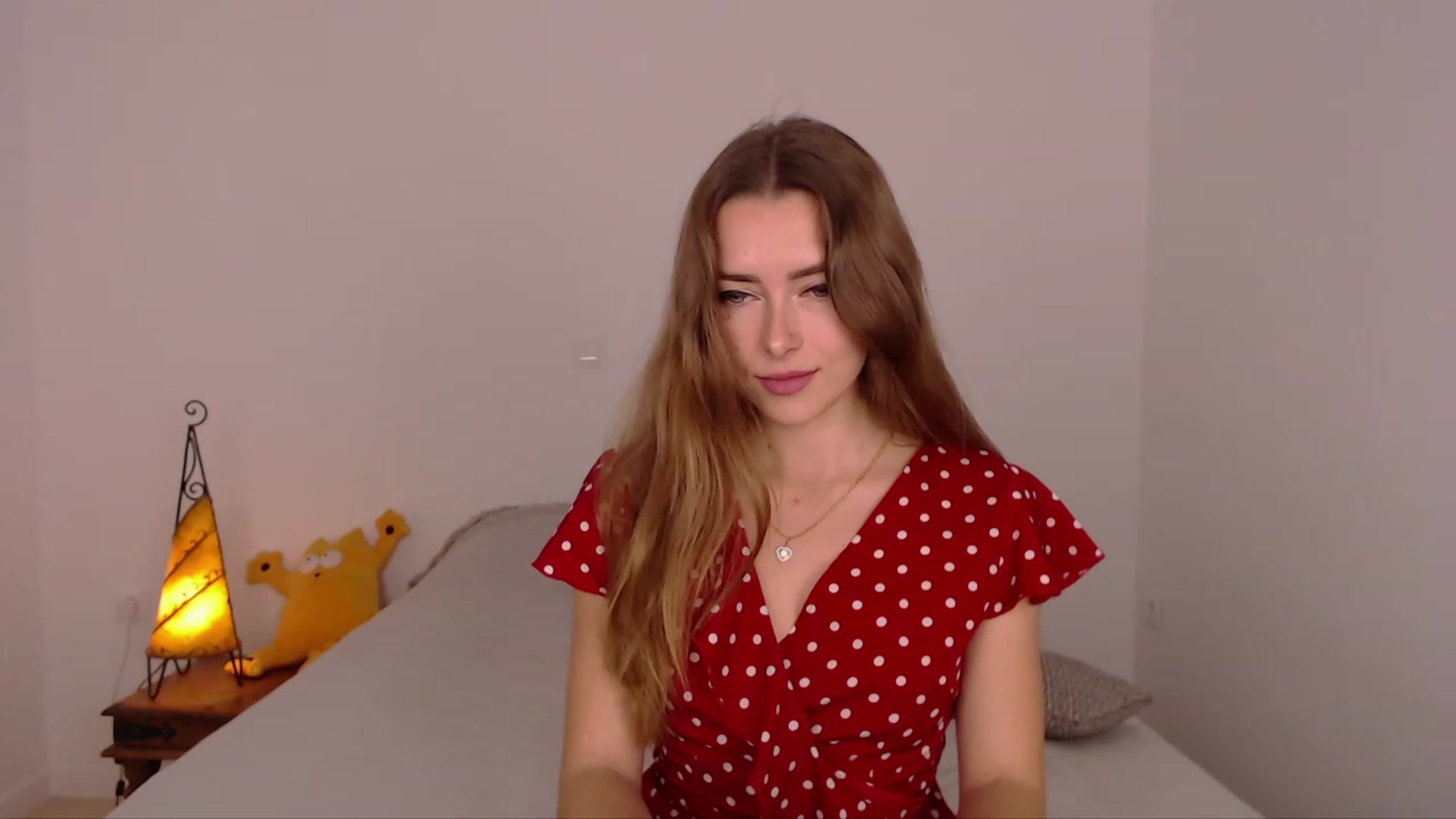 Gallery image thumbnail from SimonsWife's myfreecams stream on, 01/10/2024, 13:47 image 7 of 20