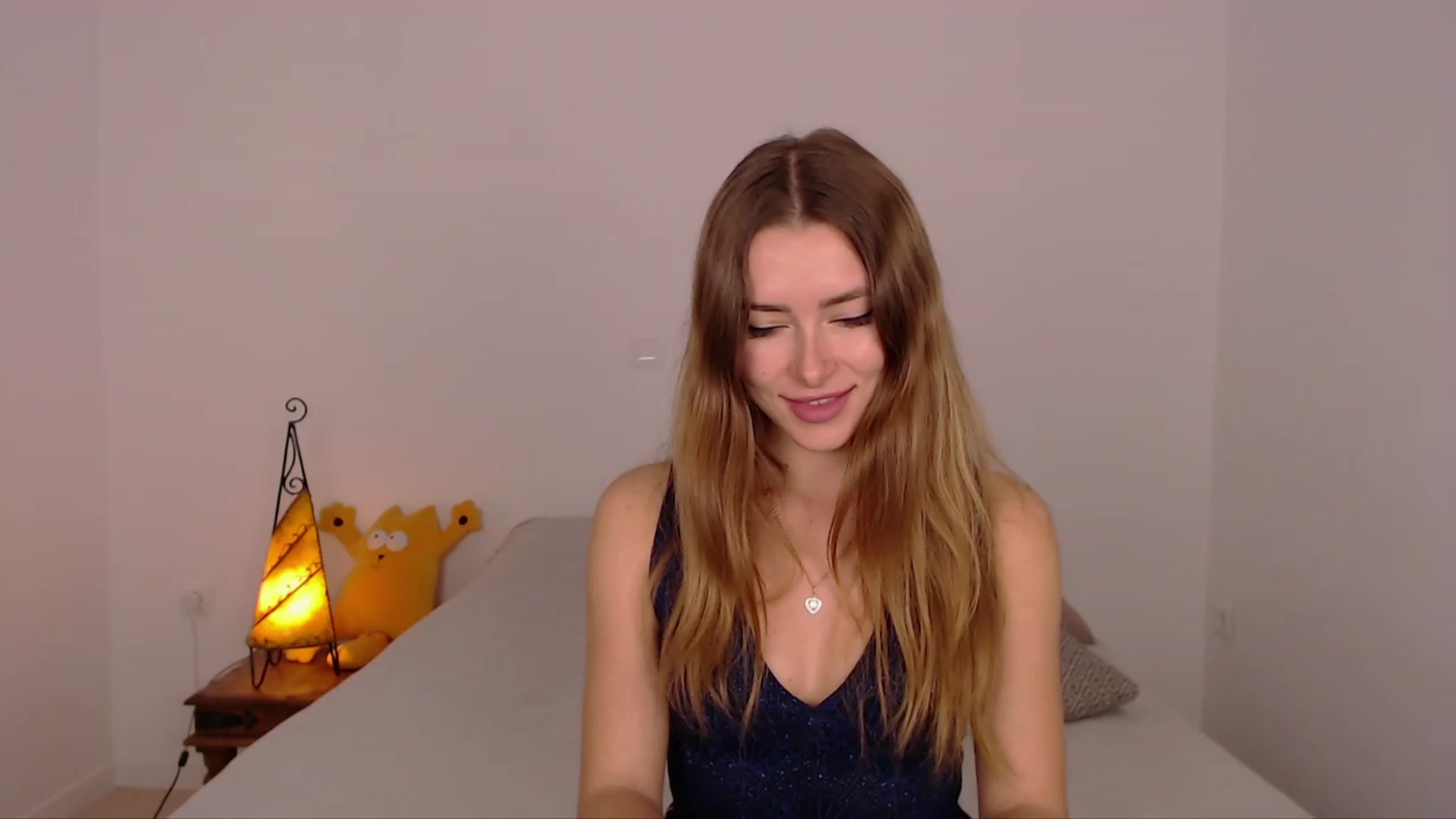 Gallery image thumbnail from SimonsWife's myfreecams stream on, 01/11/2024, 14:55 image 17 of 20