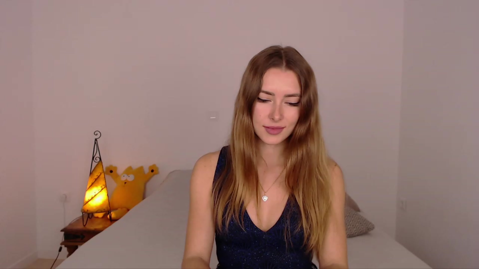 Gallery image thumbnail from SimonsWife's myfreecams stream on, 01/11/2024, 14:55 image 14 of 20