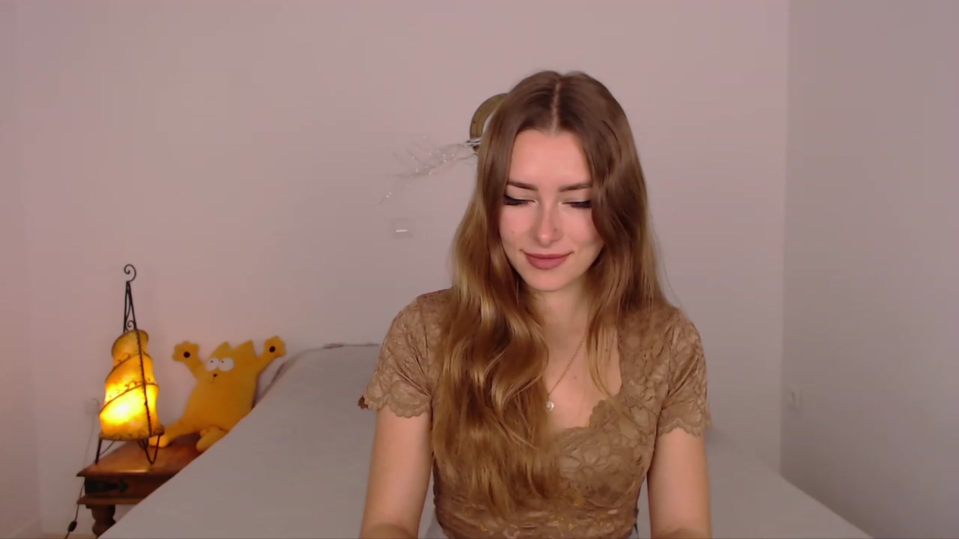 Gallery image thumbnail from SimonsWife's myfreecams stream on, 01/28/2024, 13:11 image 5 of 20