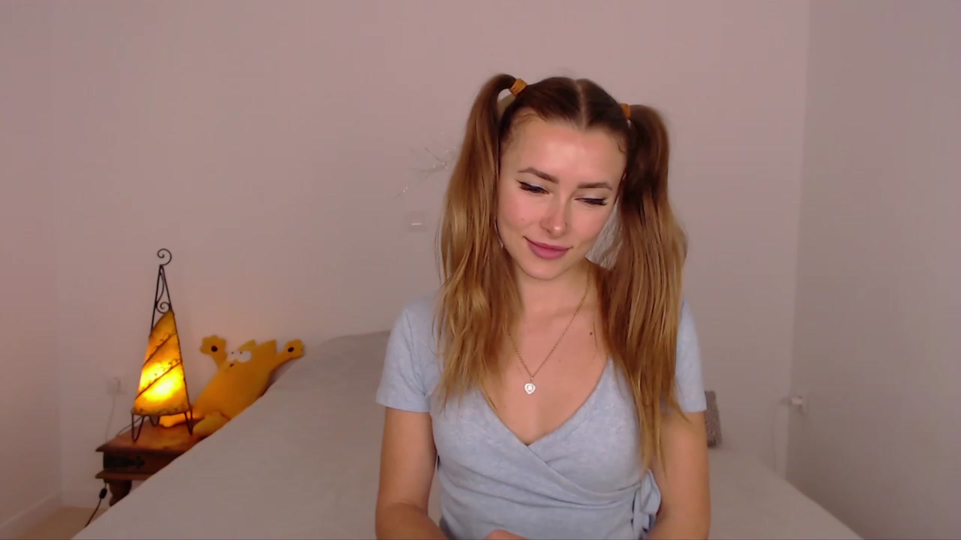 Gallery image thumbnail from SimonsWife's myfreecams stream on, 01/29/2024, 13:56 image 10 of 20