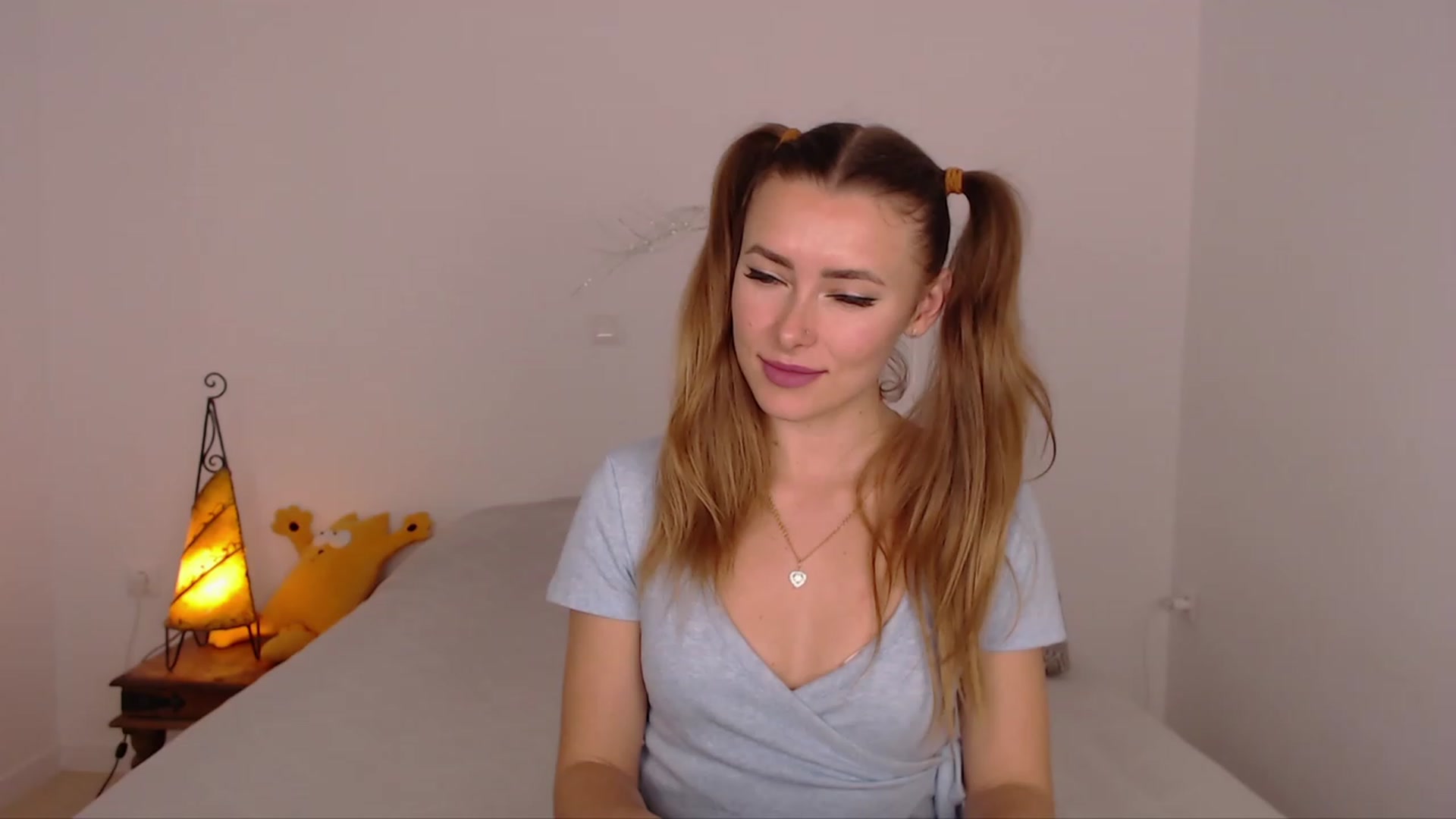 Gallery image thumbnail from SimonsWife's myfreecams stream on, 01/29/2024, 17:15 image 8 of 20
