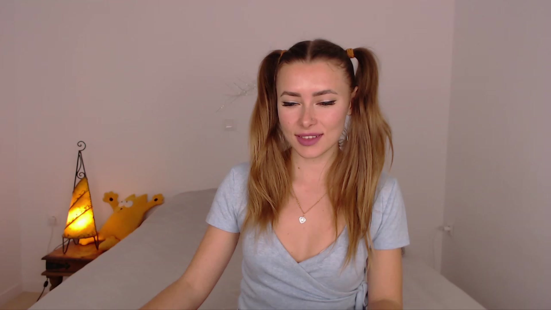 Gallery image thumbnail from SimonsWife's myfreecams stream on, 01/29/2024, 17:15 image 9 of 20
