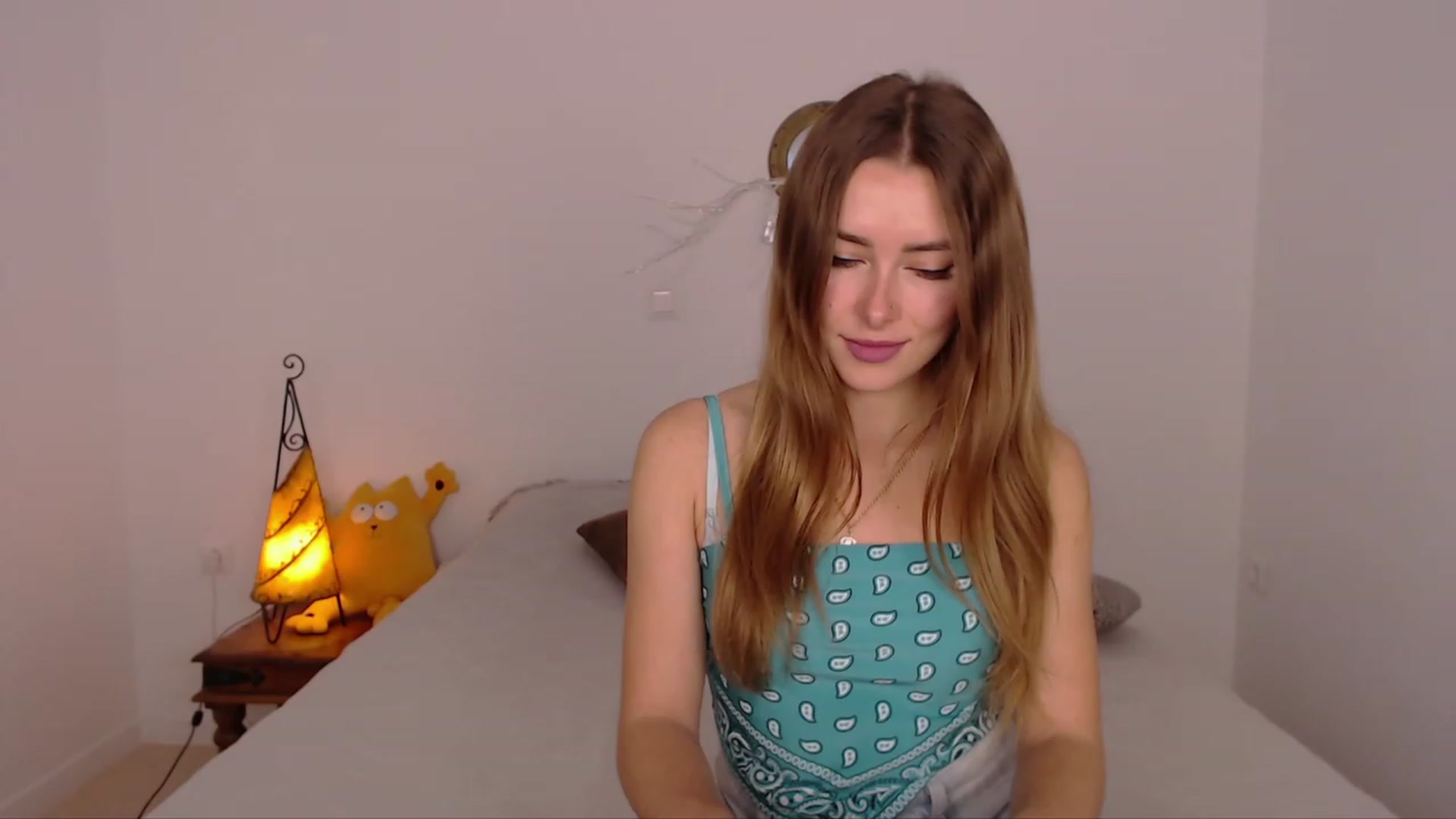 Gallery image thumbnail from SimonsWife's myfreecams stream on, 02/01/2024, 13:27 image 12 of 20