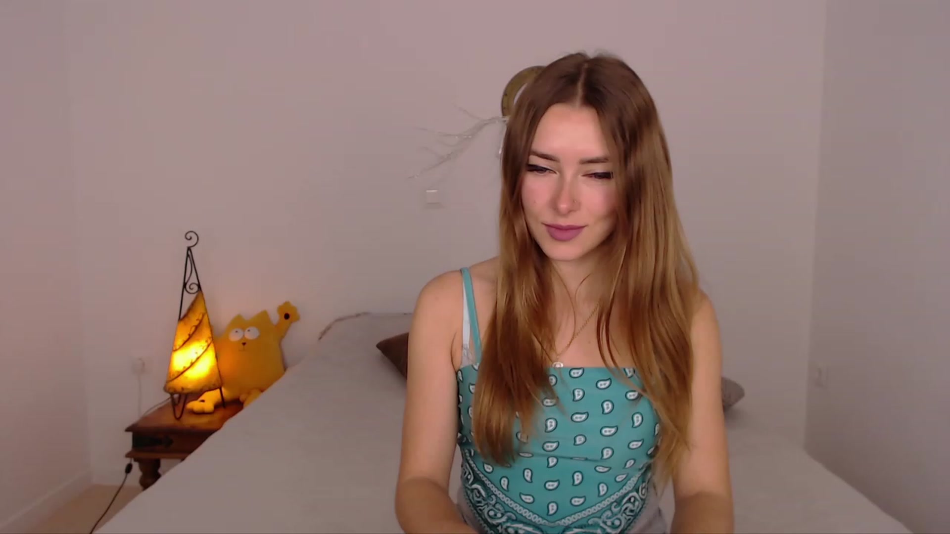 Gallery image thumbnail from SimonsWife's myfreecams stream on, 02/01/2024, 13:27 image 6 of 20
