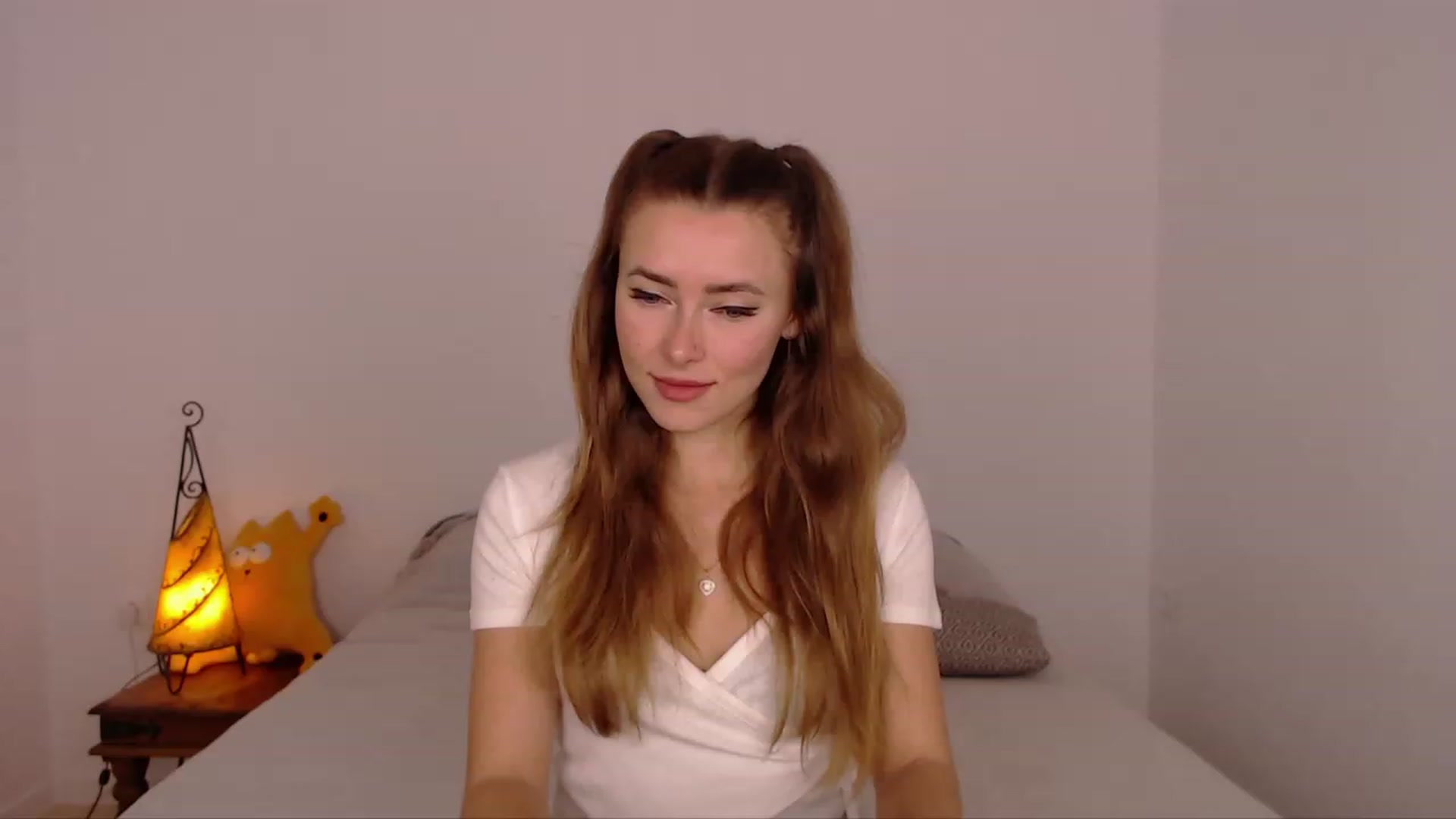Gallery image thumbnail from SimonsWife's myfreecams stream on, 02/05/2024, 12:31 image 8 of 20