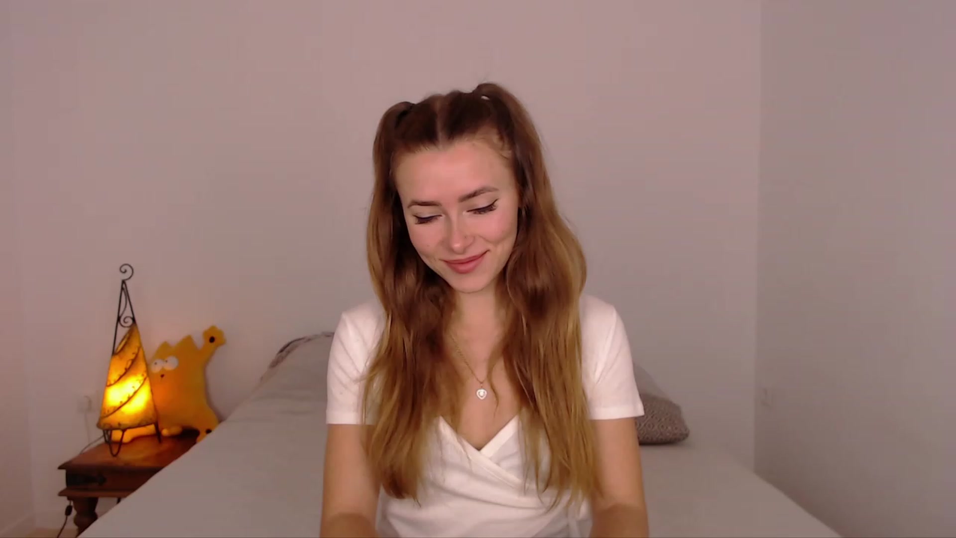 Gallery image thumbnail from SimonsWife's myfreecams stream on, 02/05/2024, 12:31 image 3 of 20