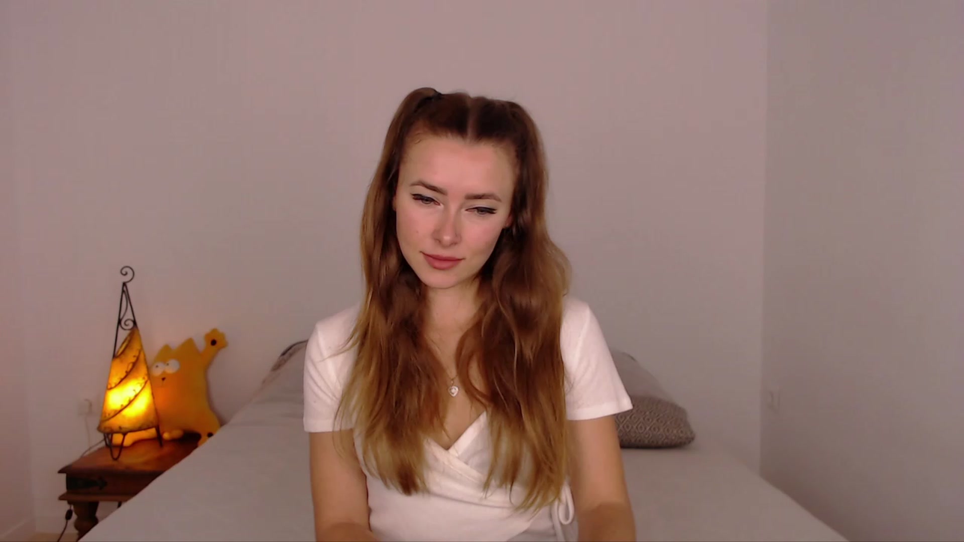 Gallery image thumbnail from SimonsWife's myfreecams stream on, 02/05/2024, 12:31 image 18 of 20