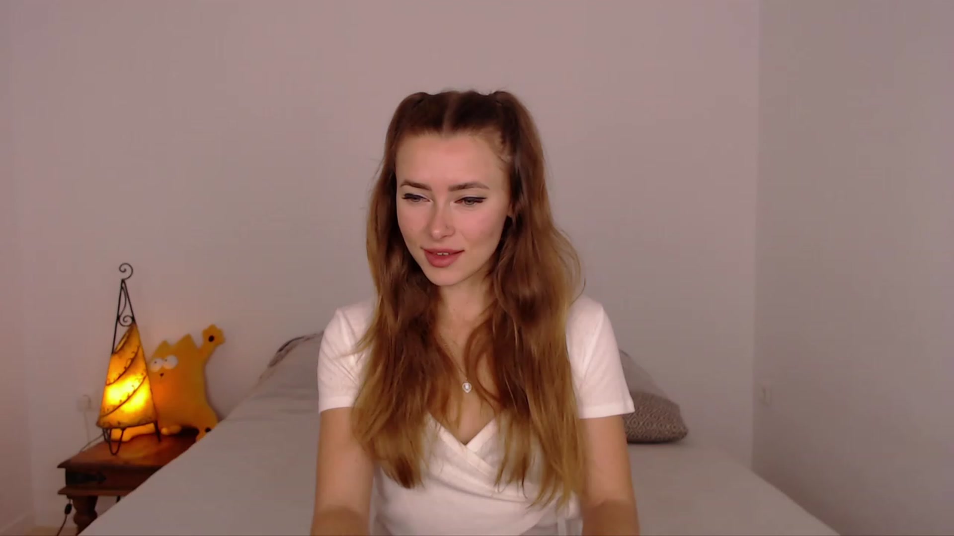 Gallery image thumbnail from SimonsWife's myfreecams stream on, 02/05/2024, 12:31 image 20 of 20