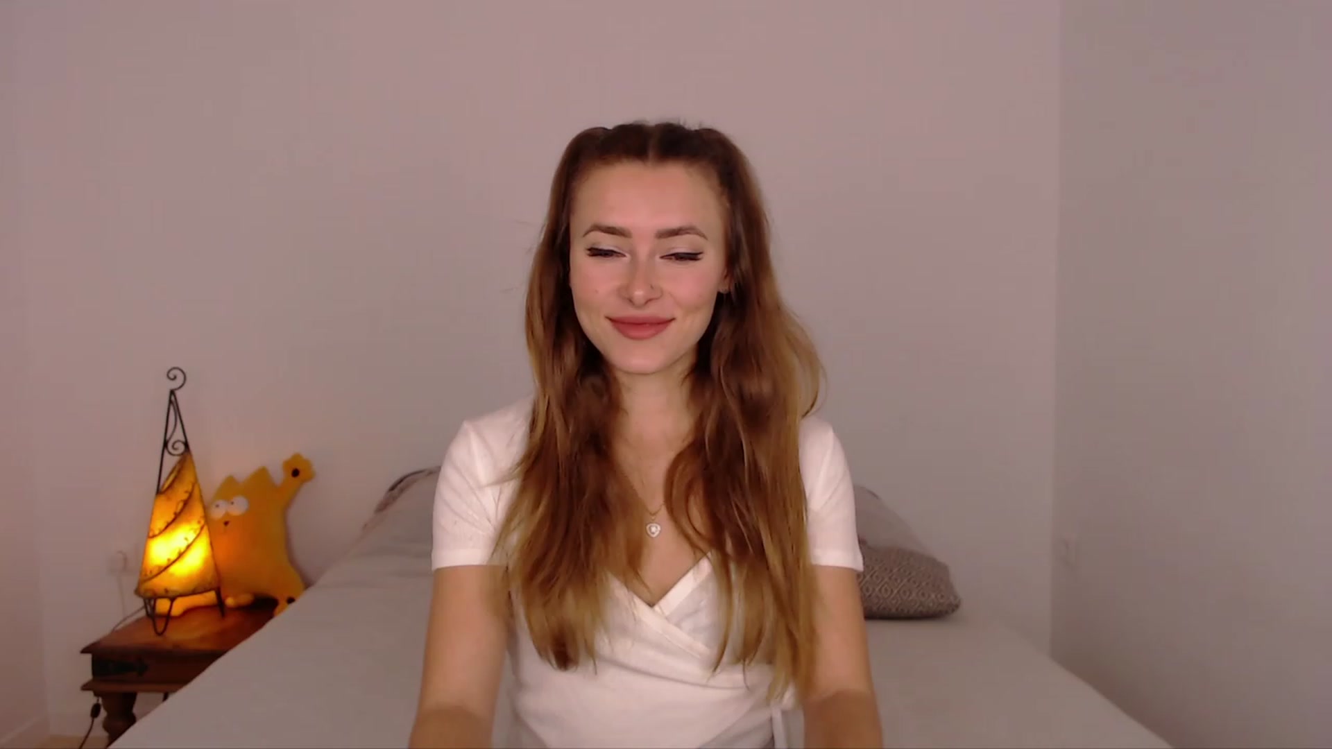 Gallery image thumbnail from SimonsWife's myfreecams stream on, 02/05/2024, 12:31 image 10 of 20