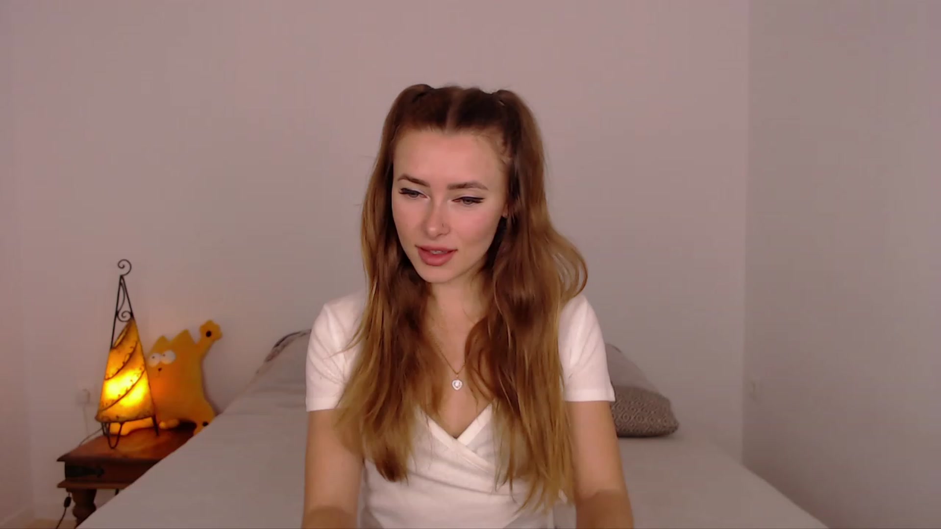 Gallery image thumbnail from SimonsWife's myfreecams stream on, 02/05/2024, 12:31 image 4 of 20