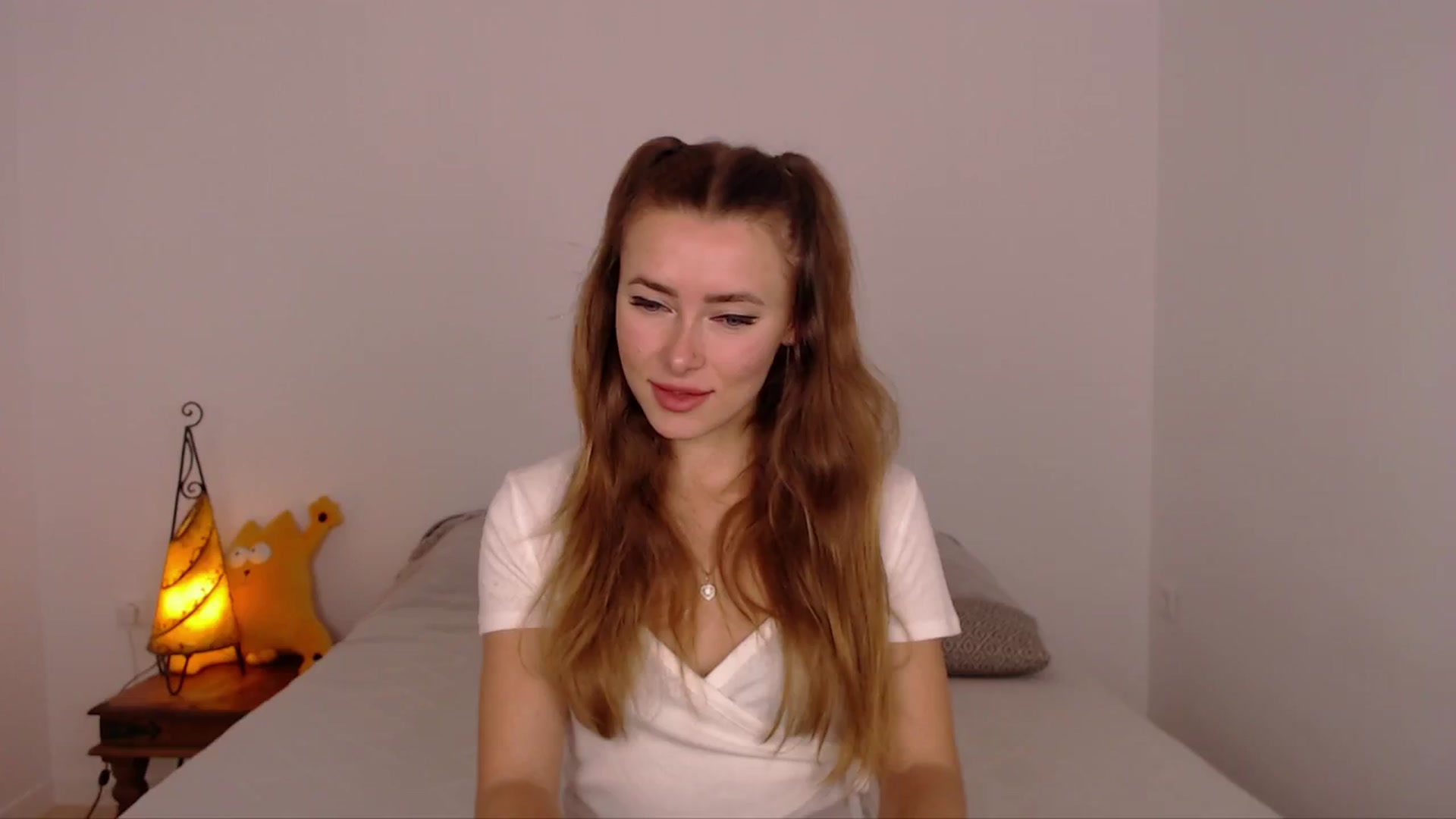 Gallery image thumbnail from SimonsWife's myfreecams stream on, 02/05/2024, 13:02 image 5 of 20