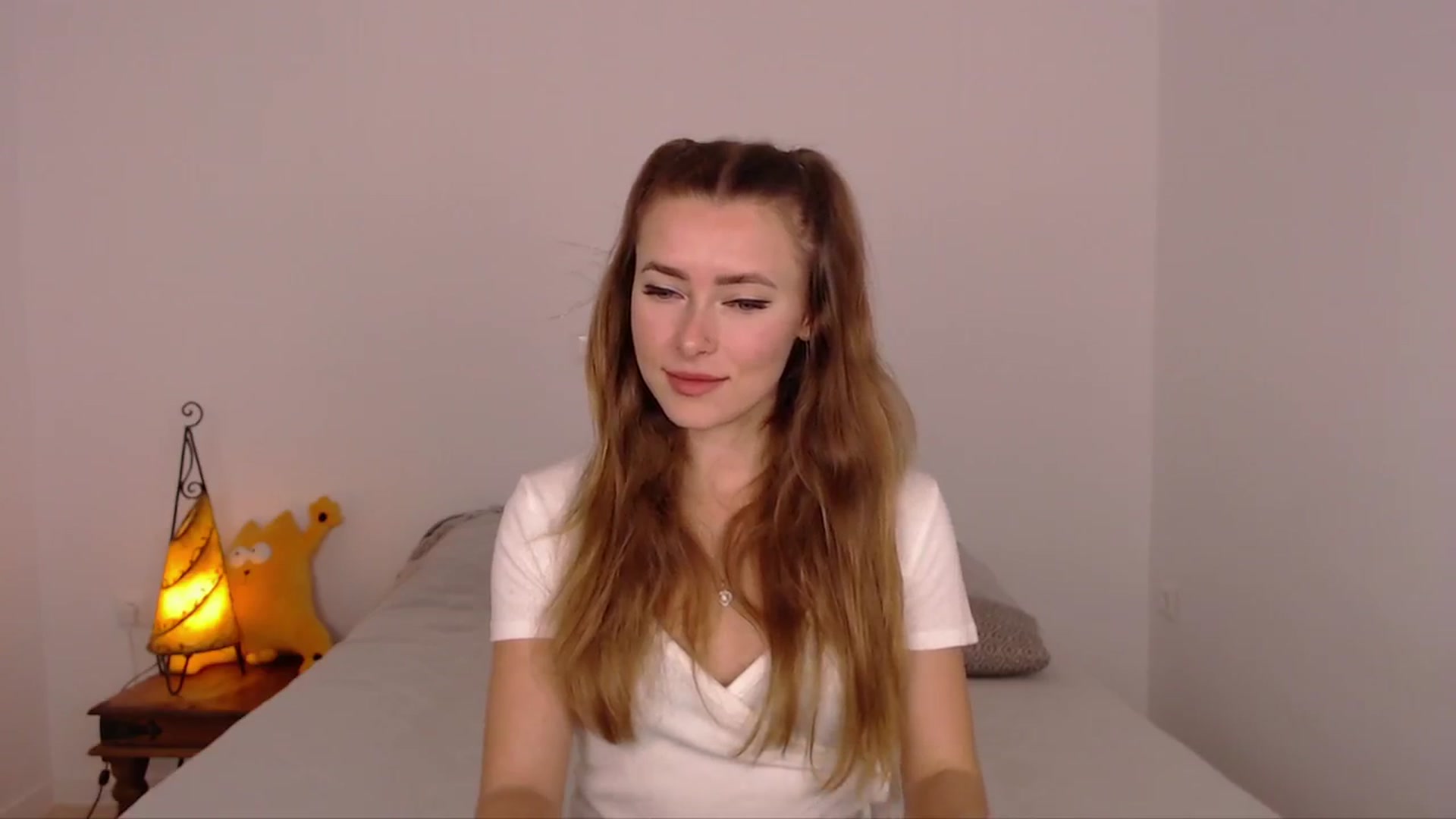 Gallery image thumbnail from SimonsWife's myfreecams stream on, 02/05/2024, 13:02 image 15 of 20