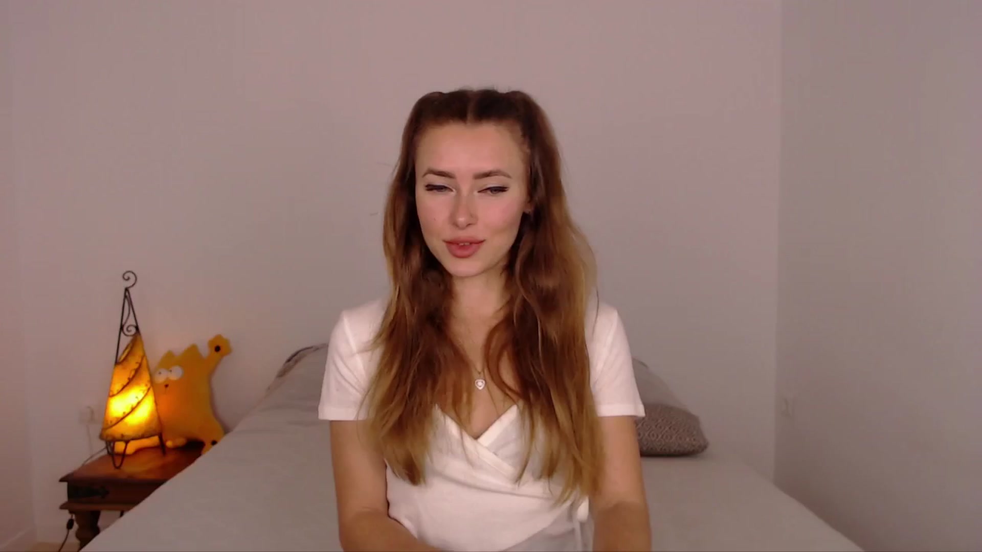 Gallery image thumbnail from SimonsWife's myfreecams stream on, 02/05/2024, 13:02 image 2 of 20