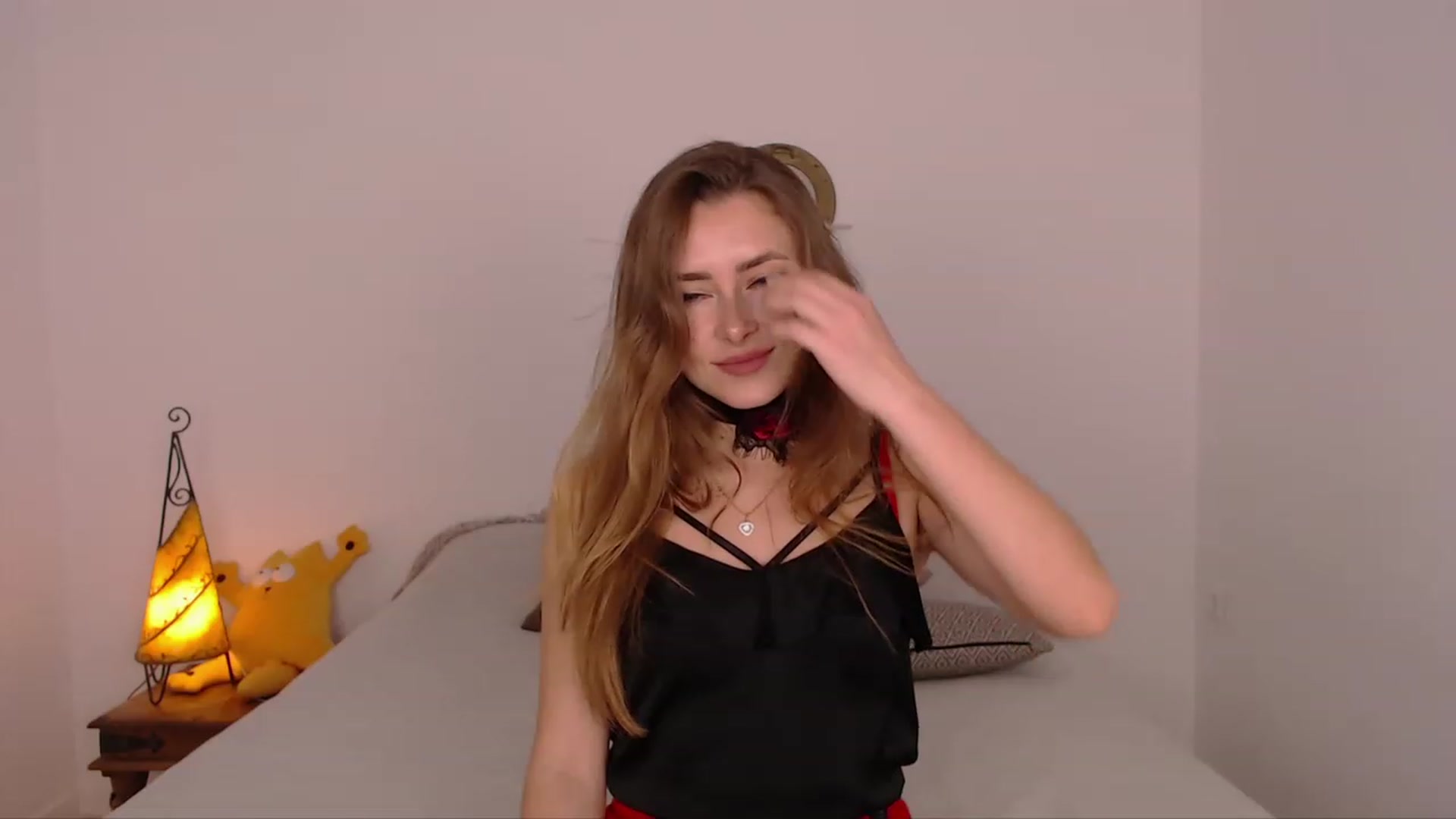 Gallery image thumbnail from SimonsWife's myfreecams stream on, 02/14/2024, 14:51 image 8 of 20