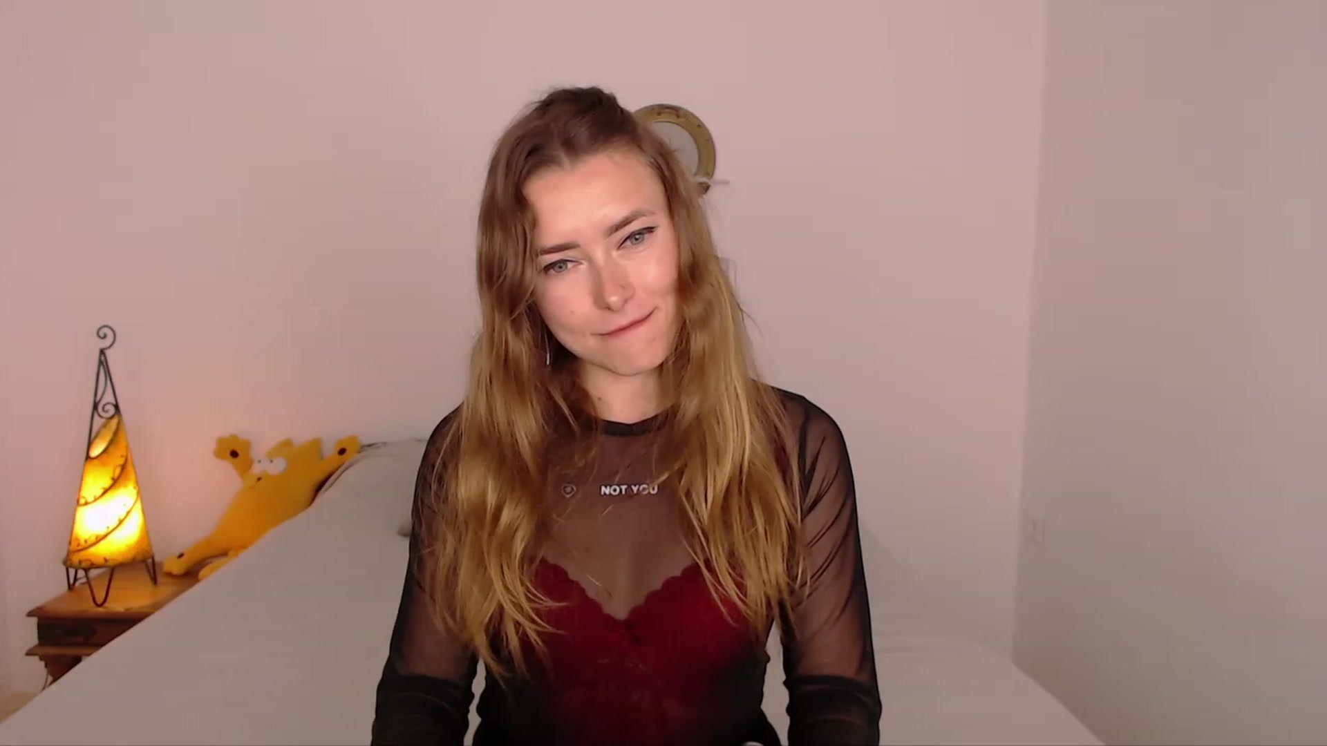 Gallery image thumbnail from SimonsWife's myfreecams stream on, 02/25/2024, 16:05 image 6 of 20
